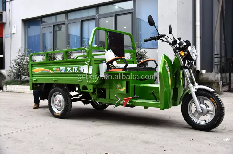 China Chongqing best selling light load three wheel Cargo Motorcycle tricycle trike bike In Chile