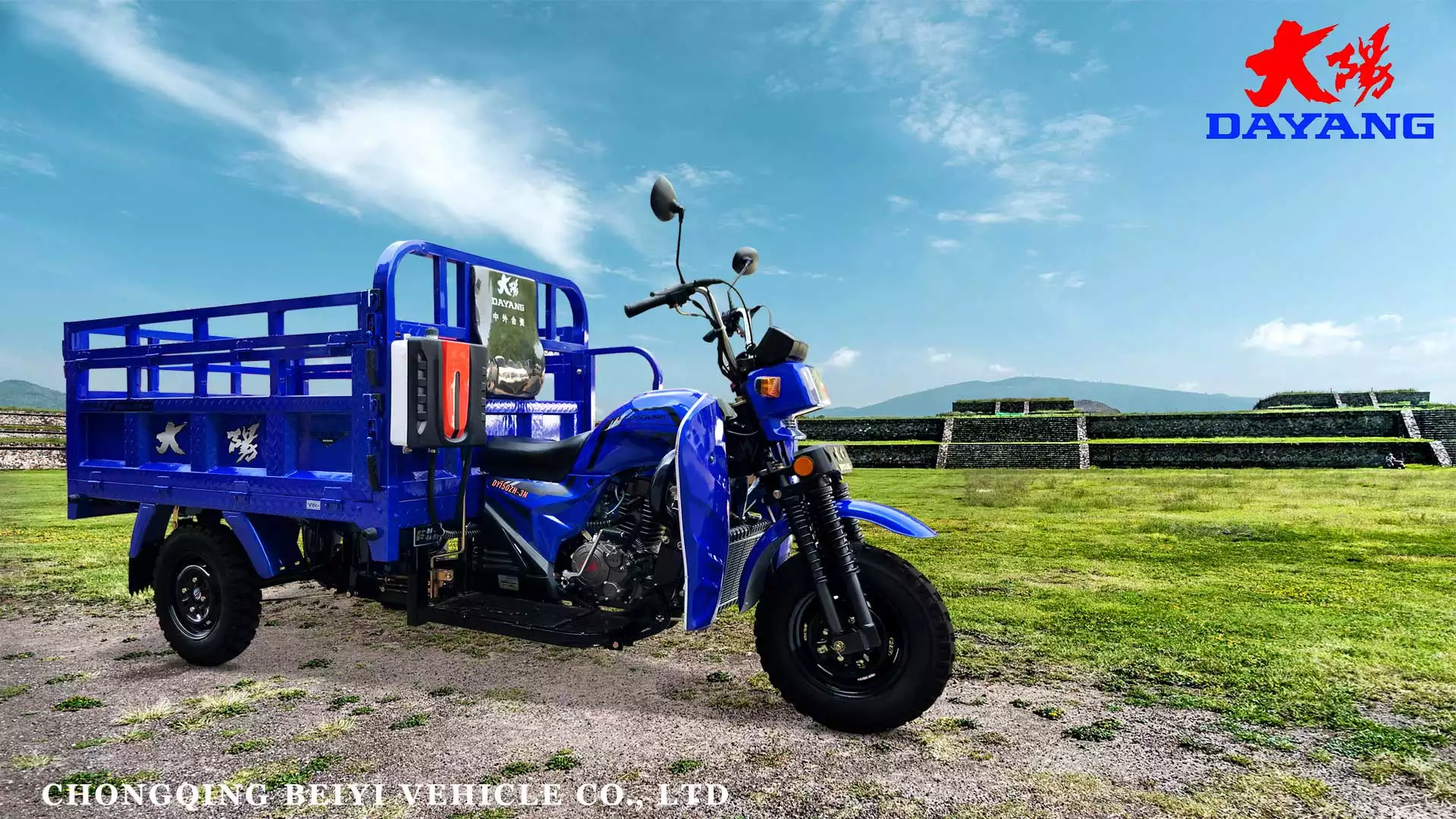 Well Sell 175cc Heavy loading Motorized Cargo Tricycles Three Wheel Motorcycle Changan drum Axle Blue Yinxiang CCC Origin Type