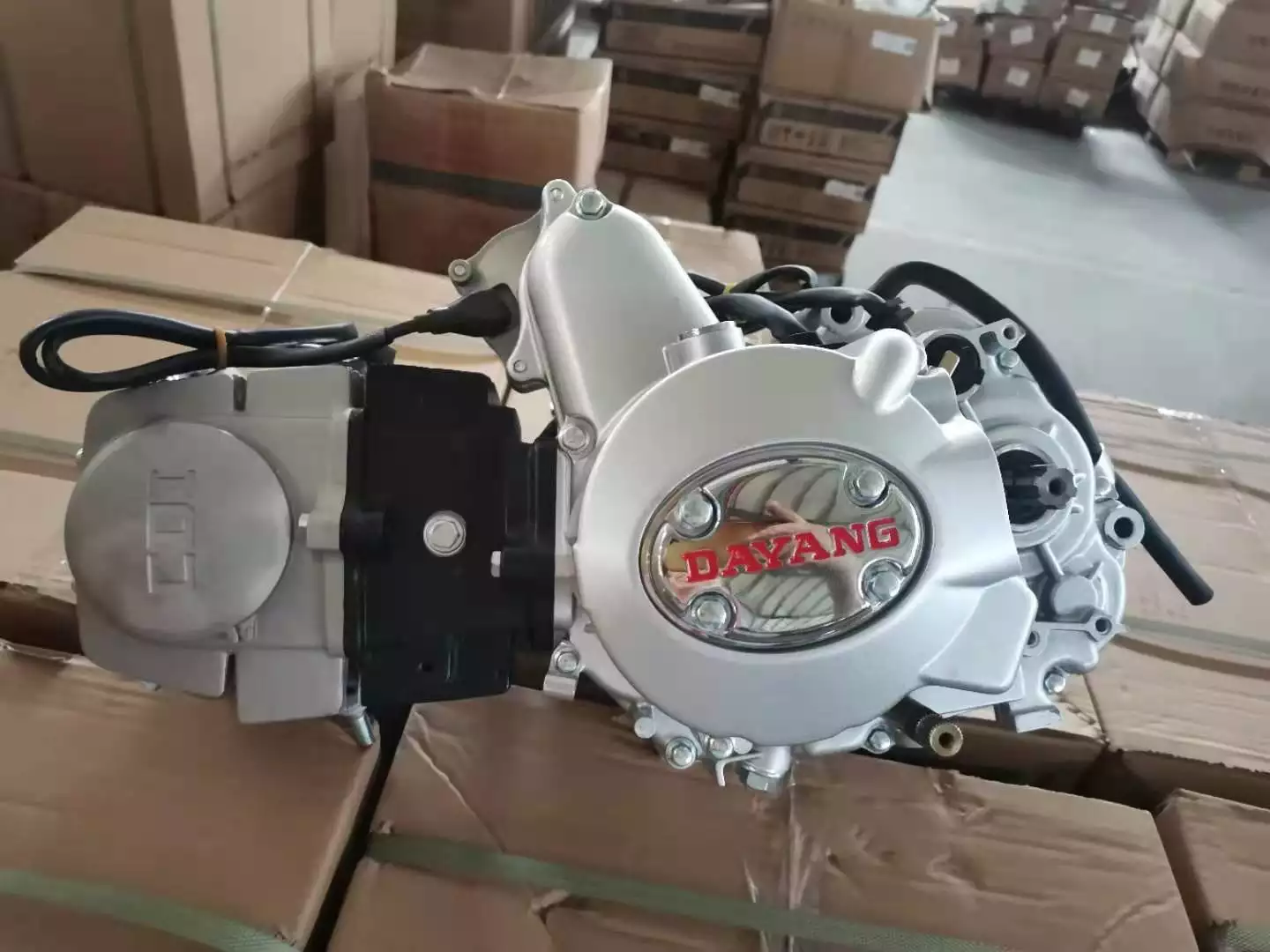 2021 hot selling Lifan DAYANG 125CC air cooling engines assembly for tricycles made in Chongqing factory direct supply