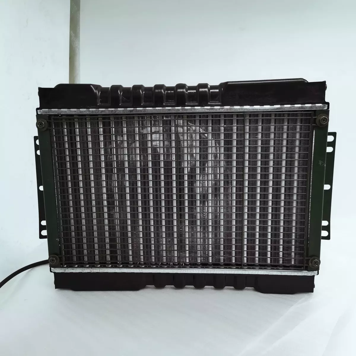 Hot sale flat tricyle radiator  DAYANG BEIYI  factory direct sale Origin high quality  wholesale tricycle  replacement parts