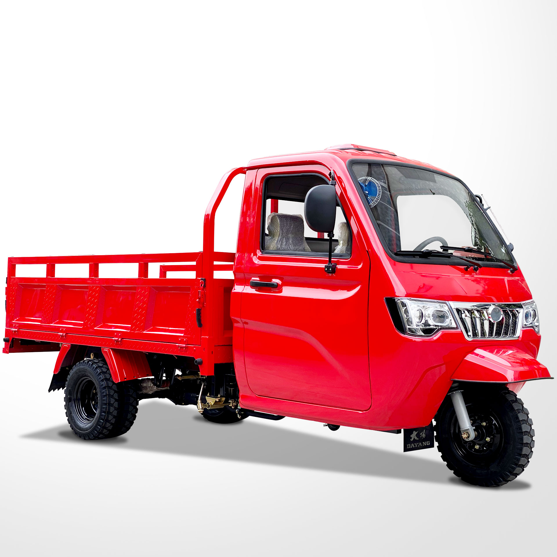 T5 Enclosed cabin heavy loading tricycle with powerful engine and big cargo truck tricycle