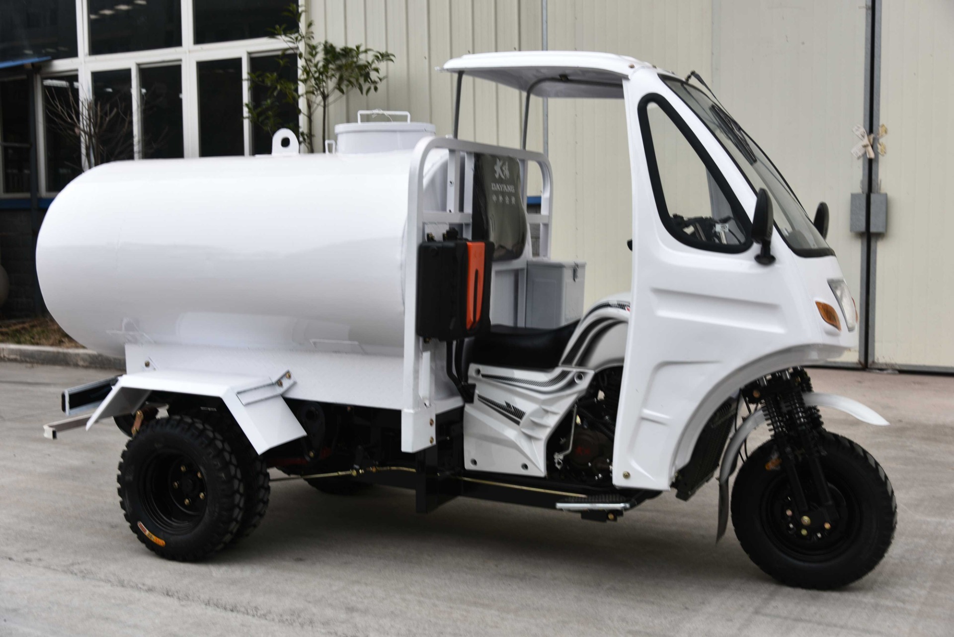 Water Tanker Tricycle Oil Tank Truck