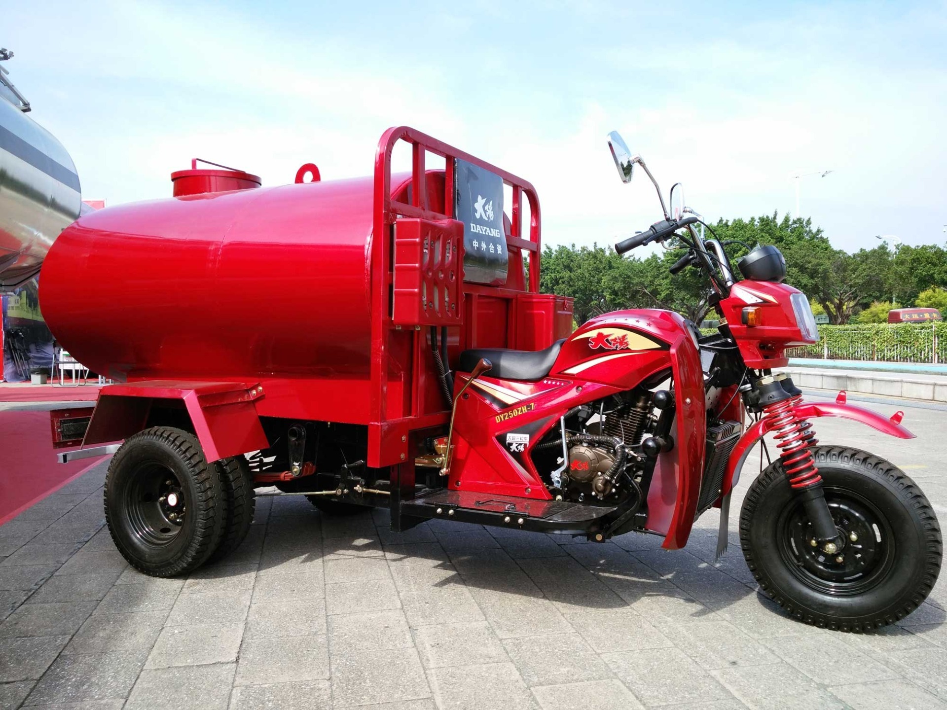 DY-TW1 Water tank tricycle for selling