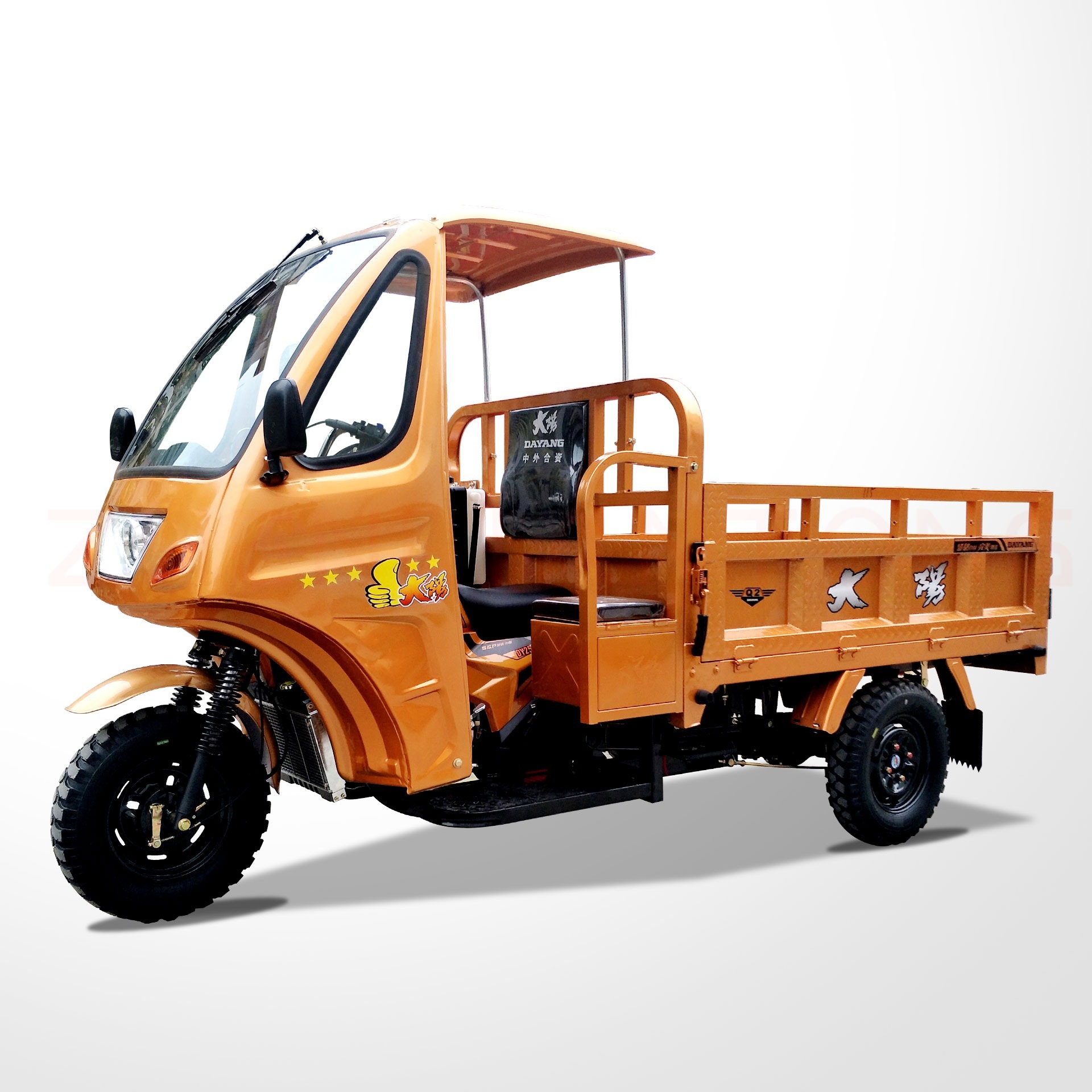 Q2-S1 Semi cabin cargo tricycle with powerful engine of 250cc
