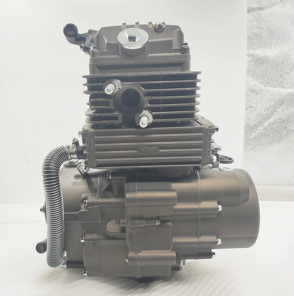 FDJ-9  CG200超炫-重庆三轮摩托车配件BY