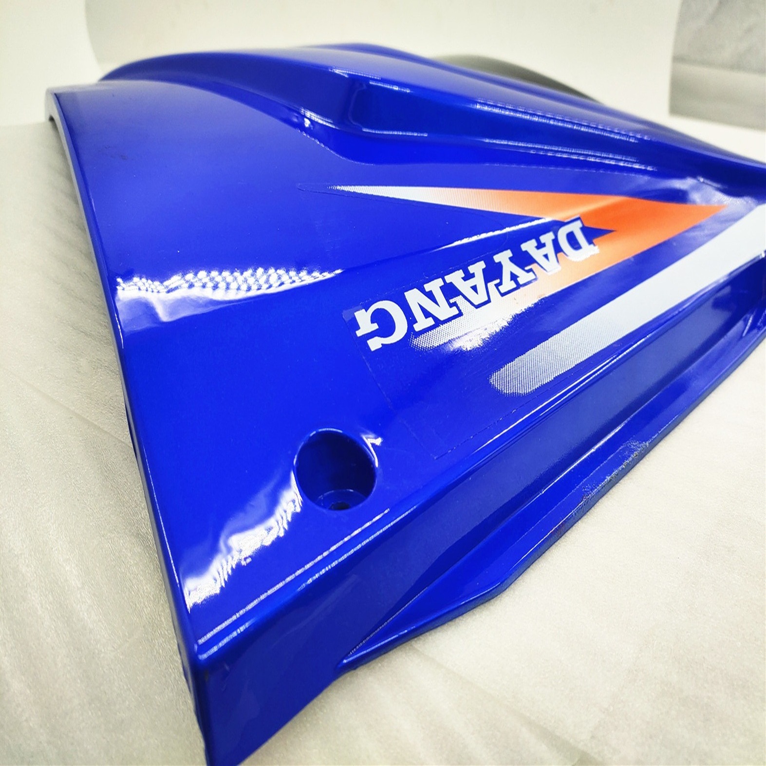 太子侧盖1-重庆三轮摩托车配件BY