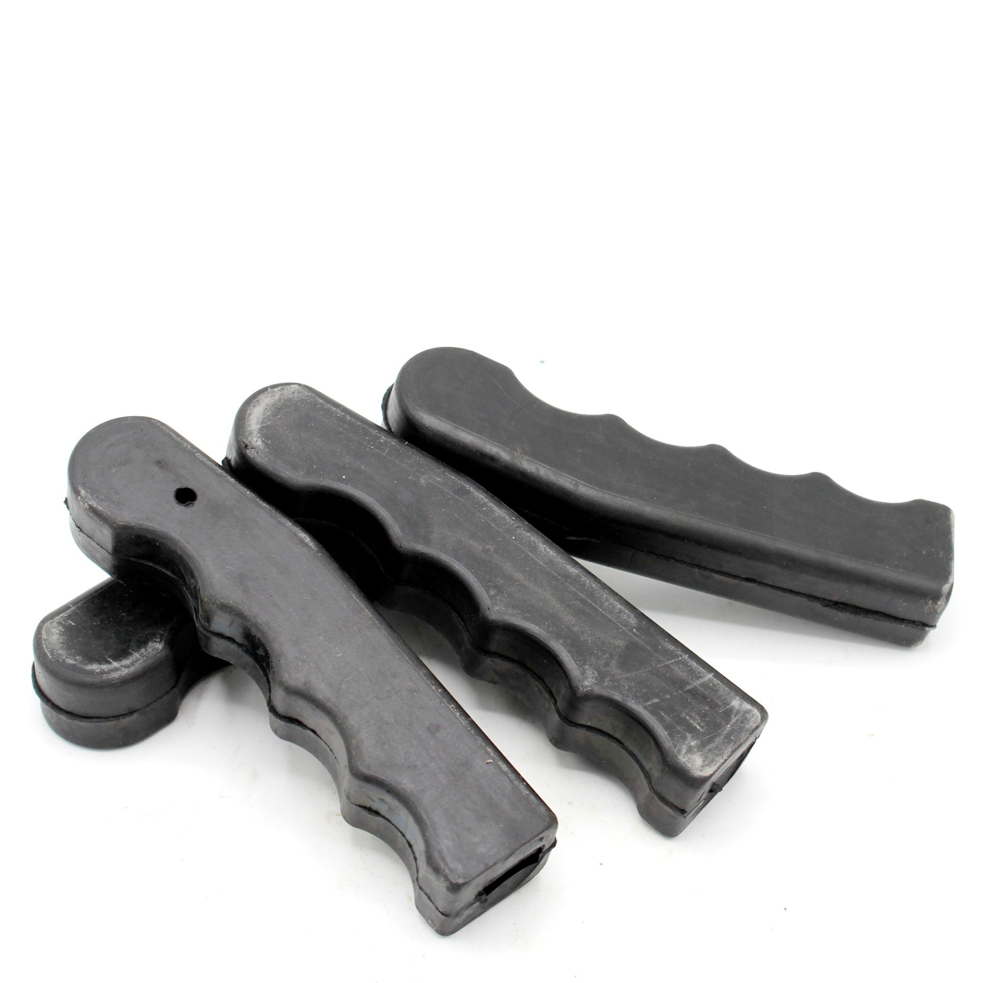 货箱手柄胶-重庆三轮摩托车配件DY