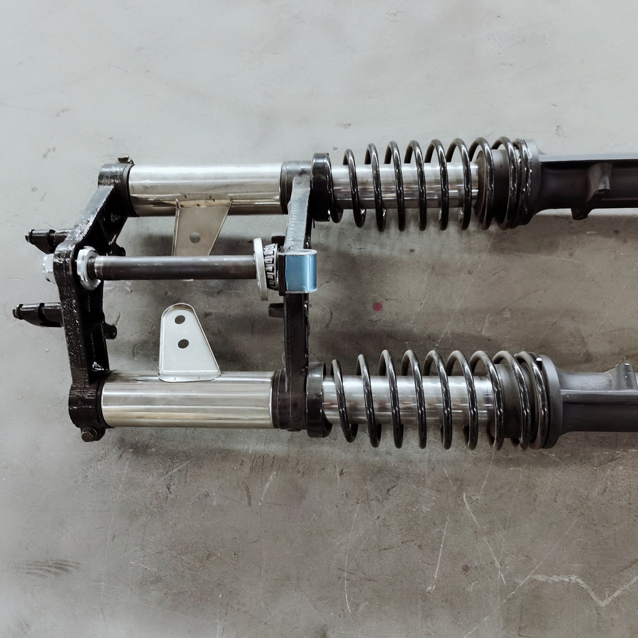 JZ-3  50韩式减震-重庆三轮摩托车配件DY