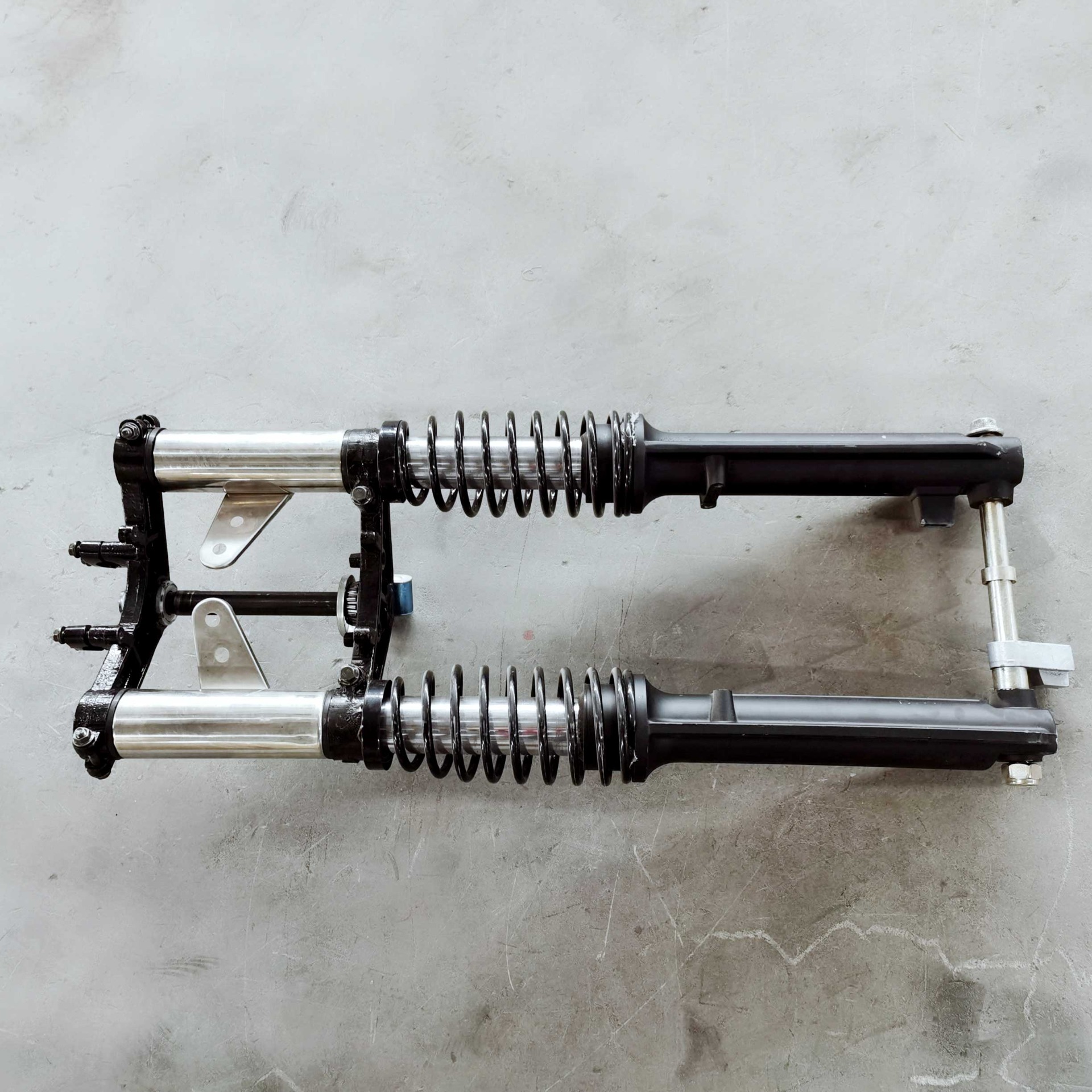 JZ-3  50韩式减震-重庆三轮摩托车配件DY