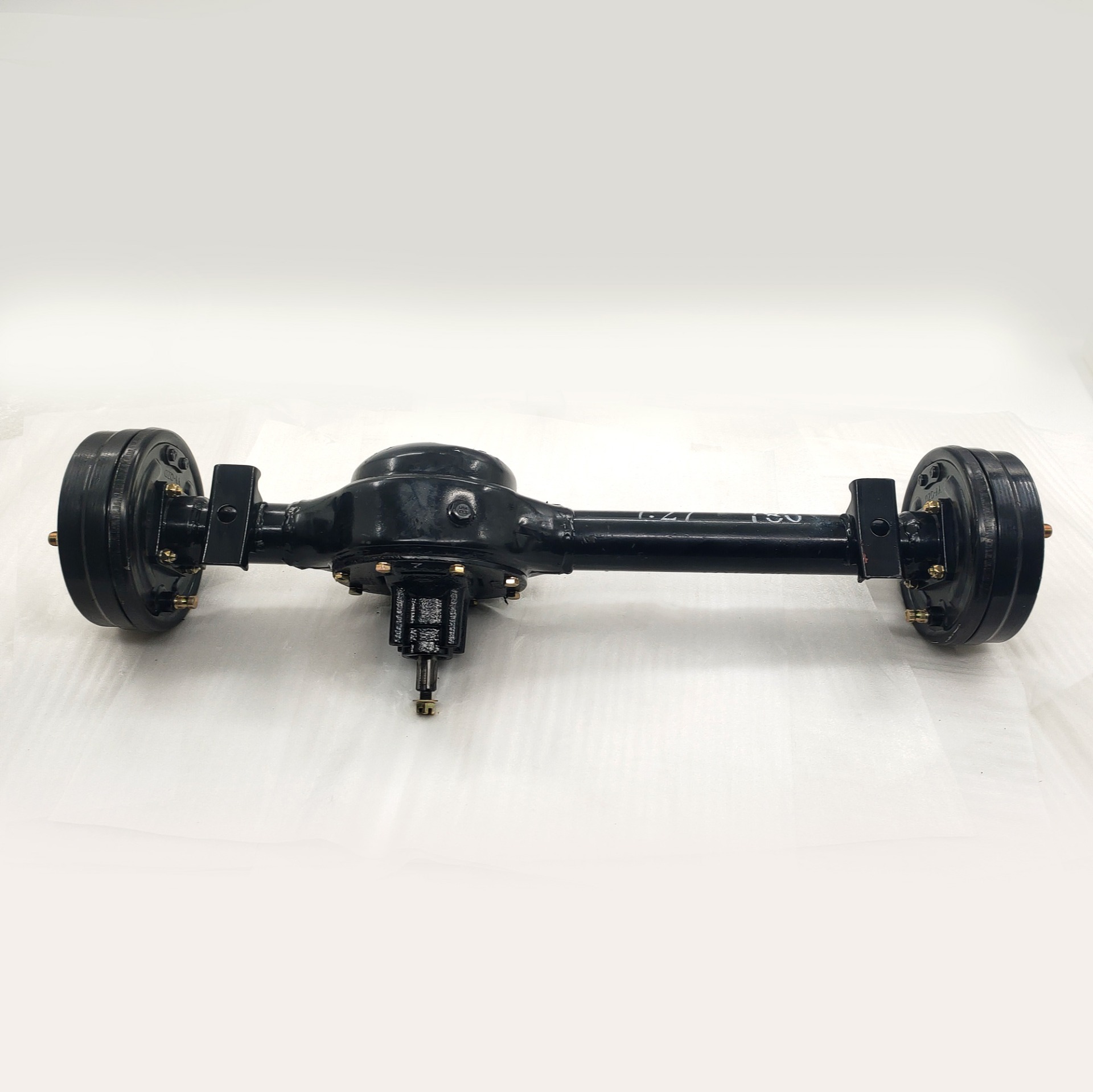 HQ-13  155锥度180机刹后桥-重庆三轮摩托车配件DY