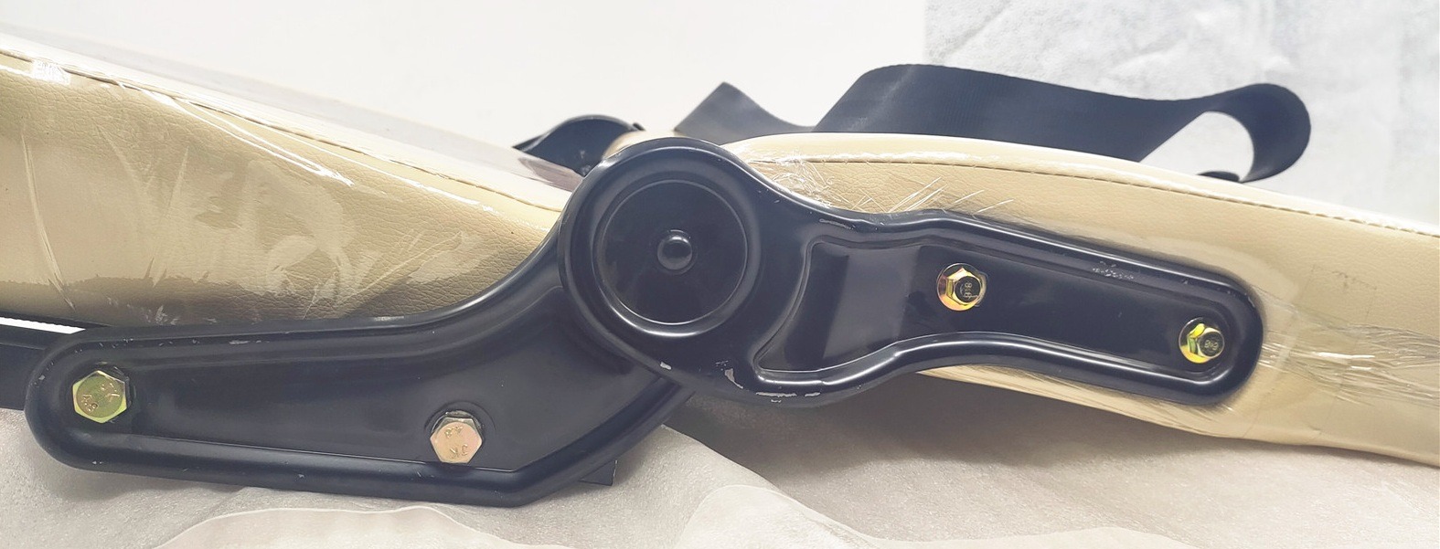 800型方向盘坐垫-重庆三轮摩托车配件BY