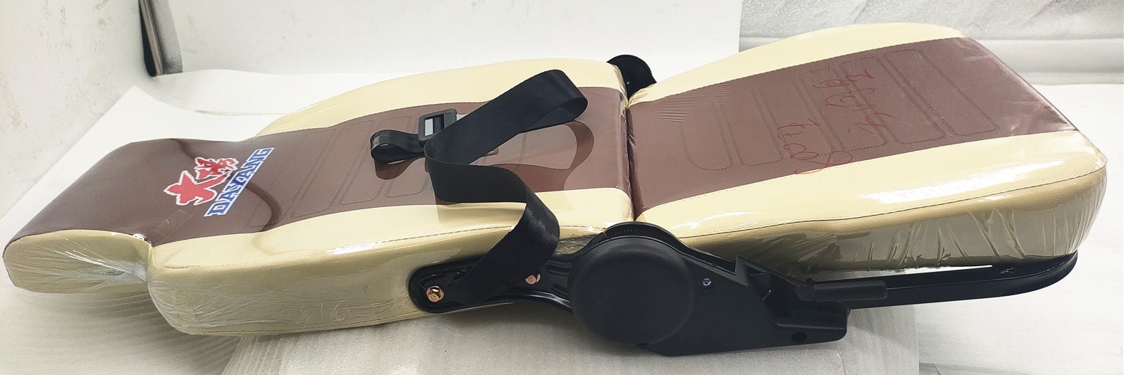 800型方向盘坐垫-重庆三轮摩托车配件BY