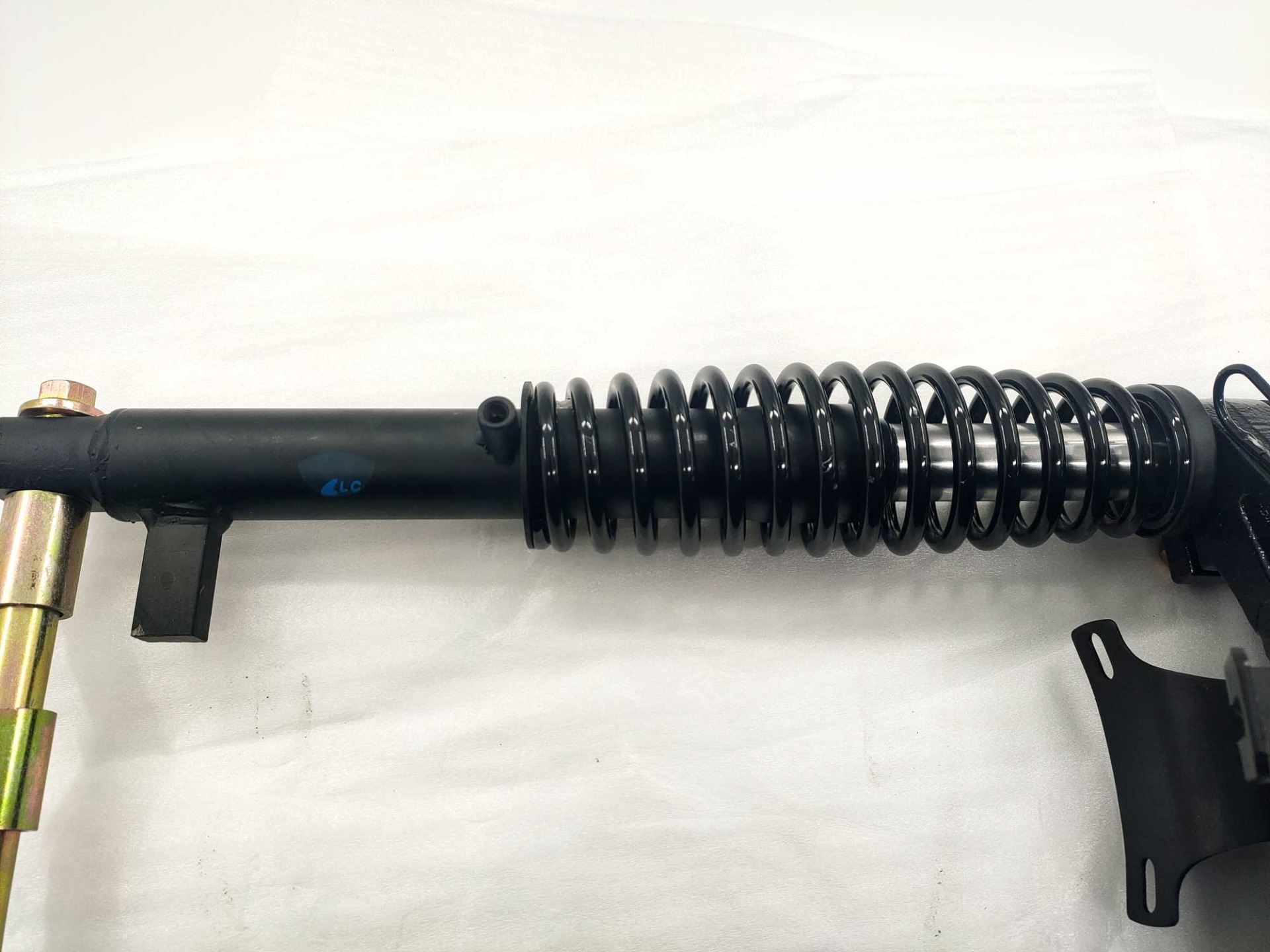 JZ-9  06减震-重庆三轮摩托车配件DY