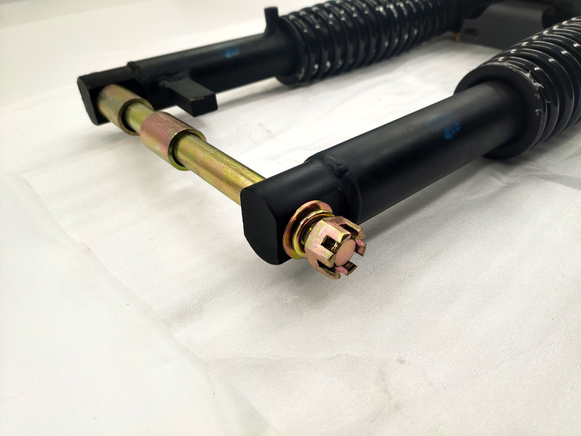 JZ-9  06减震-重庆三轮摩托车配件DY