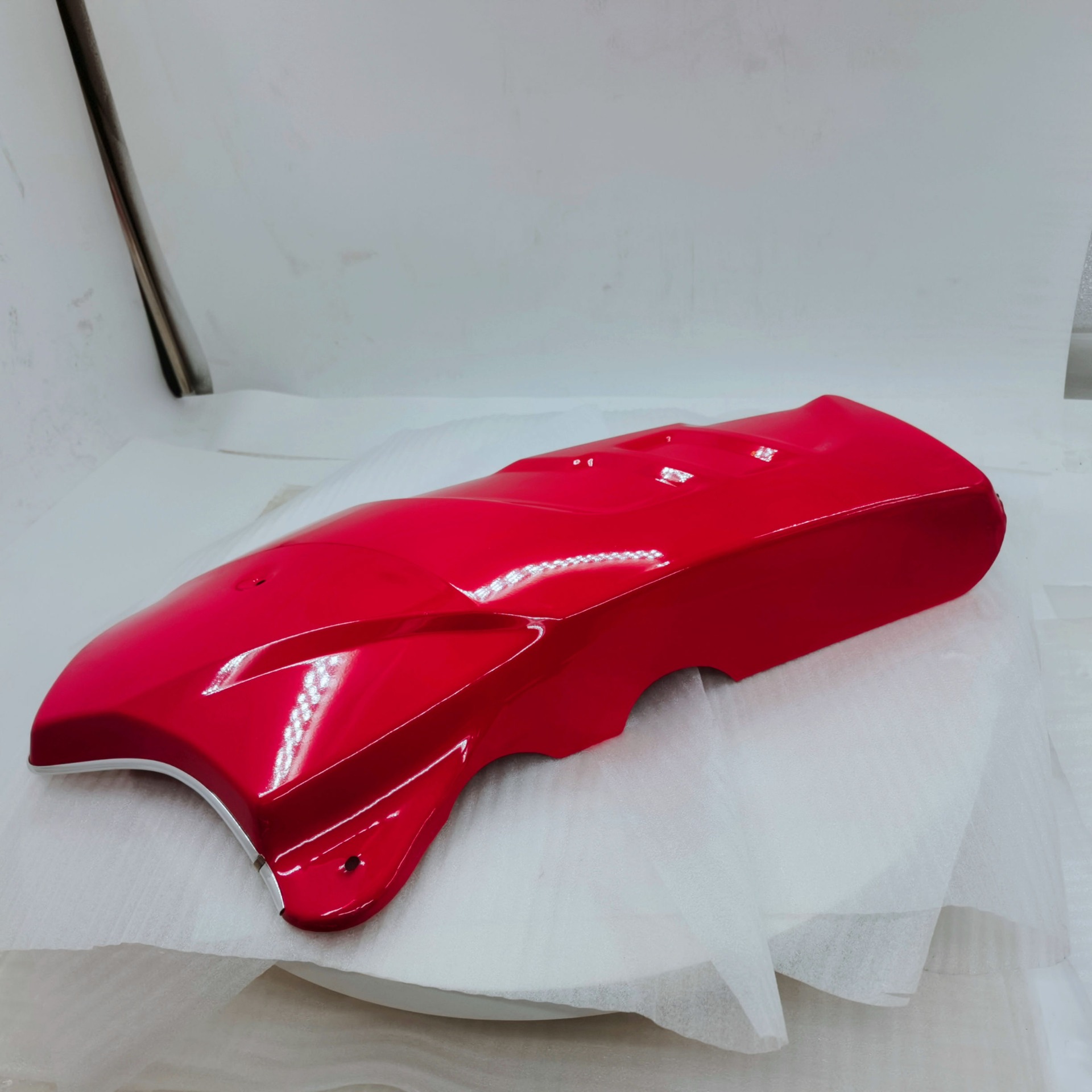 挡风板红-重庆三轮摩托车配件BY