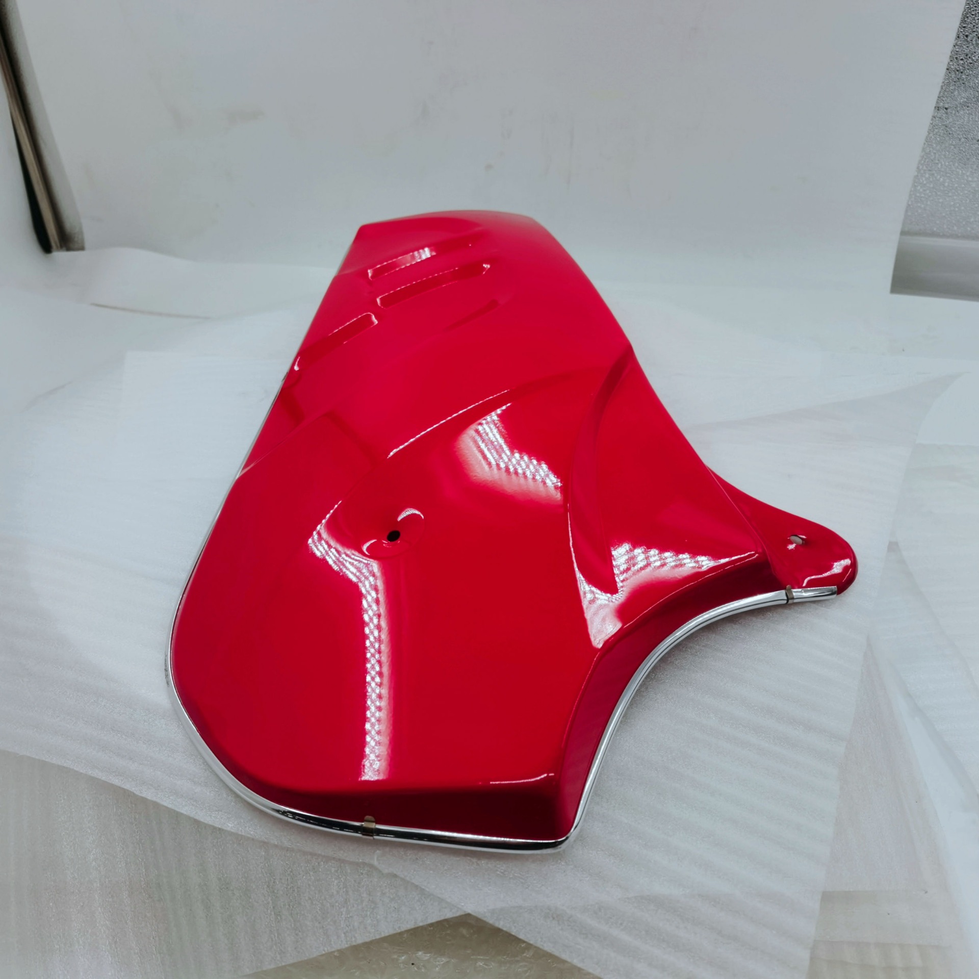 挡风板红-重庆三轮摩托车配件BY