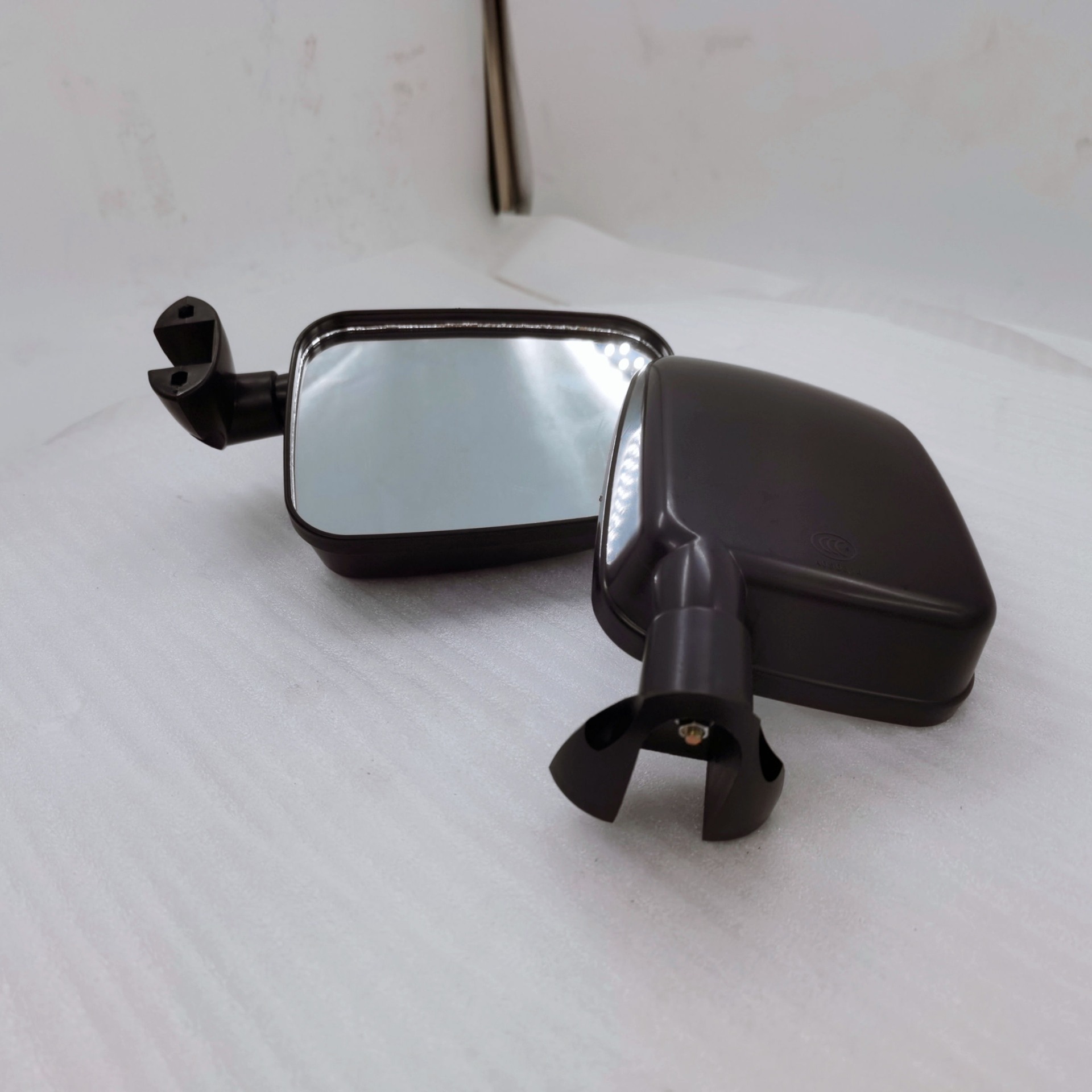 T型简易棚后视镜-重庆三轮摩托车配件BY