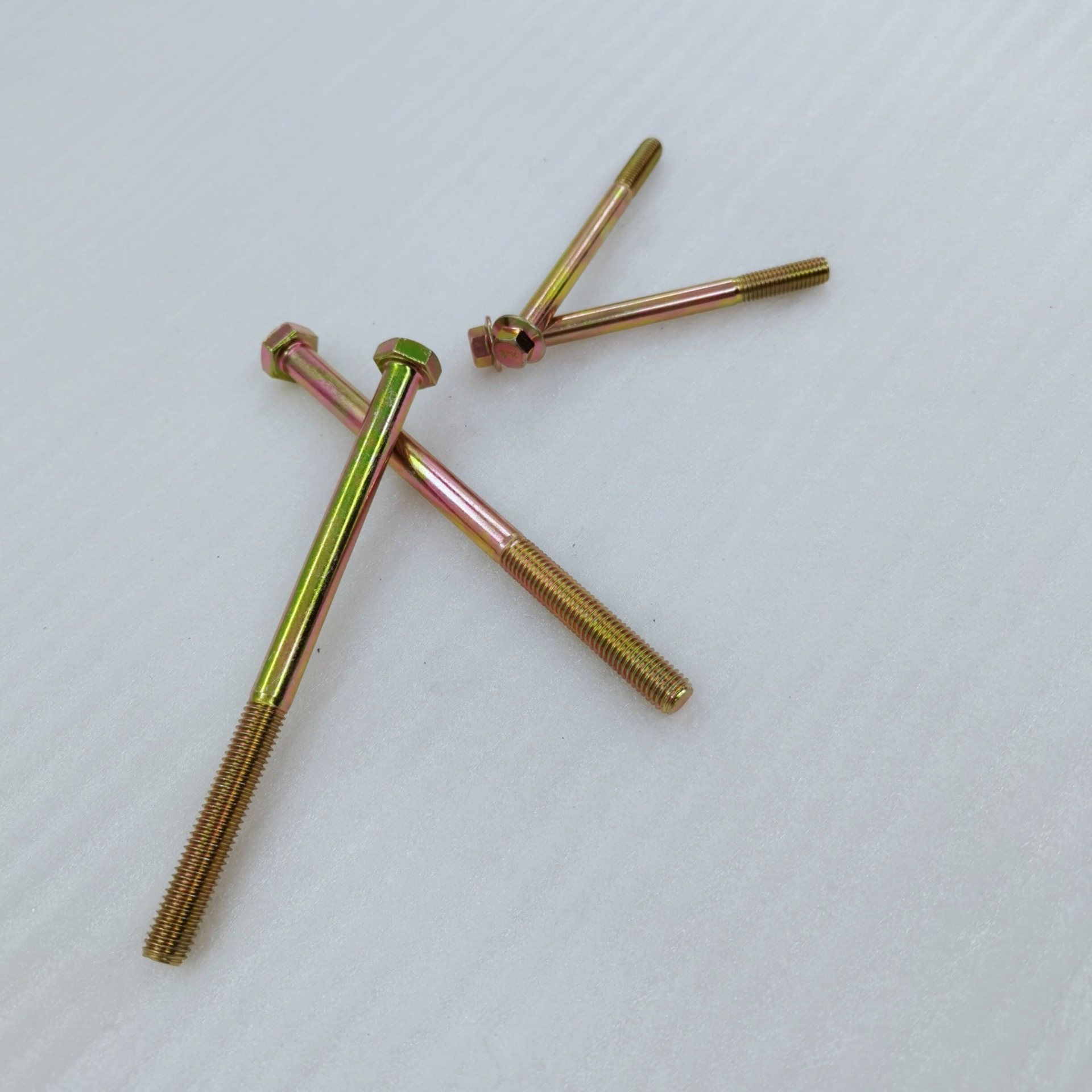 FDJ-29  发动机连接螺栓-重庆三轮摩托车配件BY