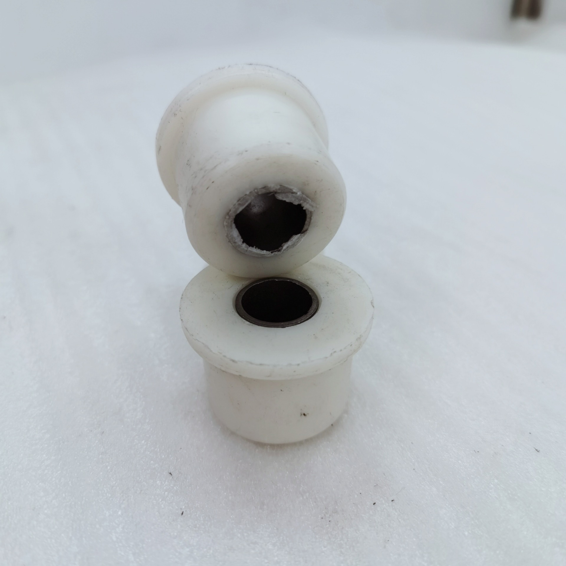 板簧寸套-重庆三轮摩托车配件BY