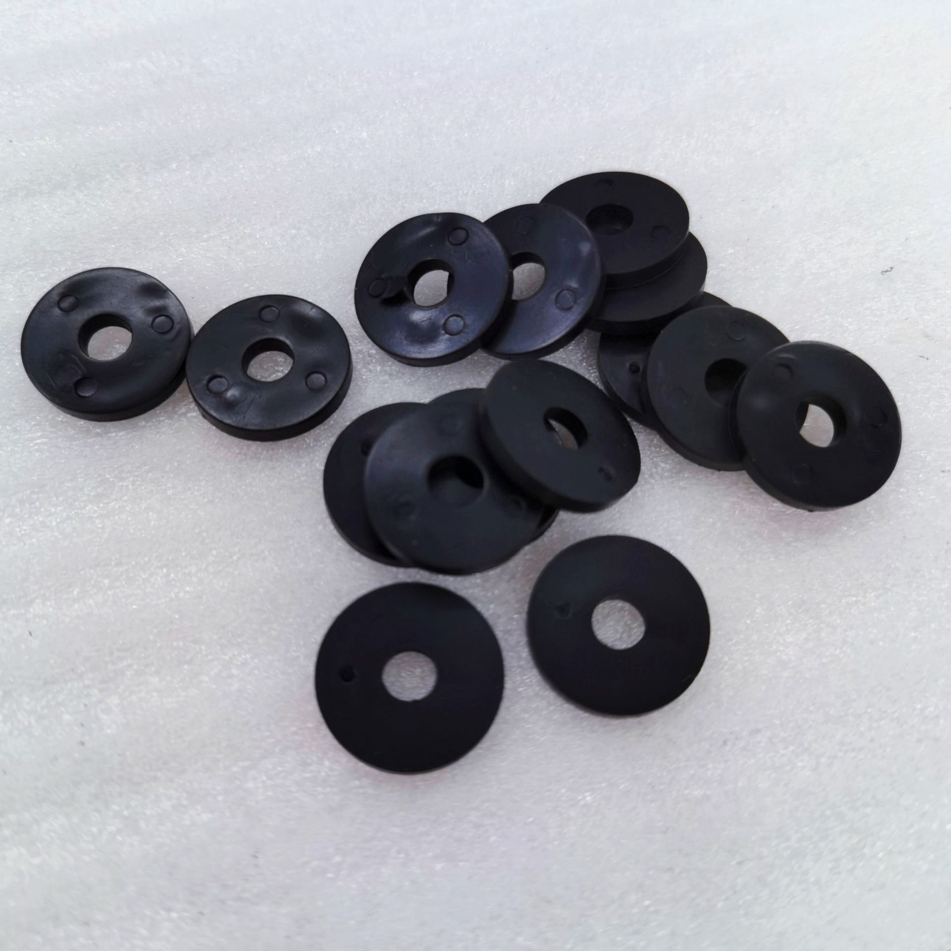 侧盖胶垫-重庆三轮摩托车配件BY