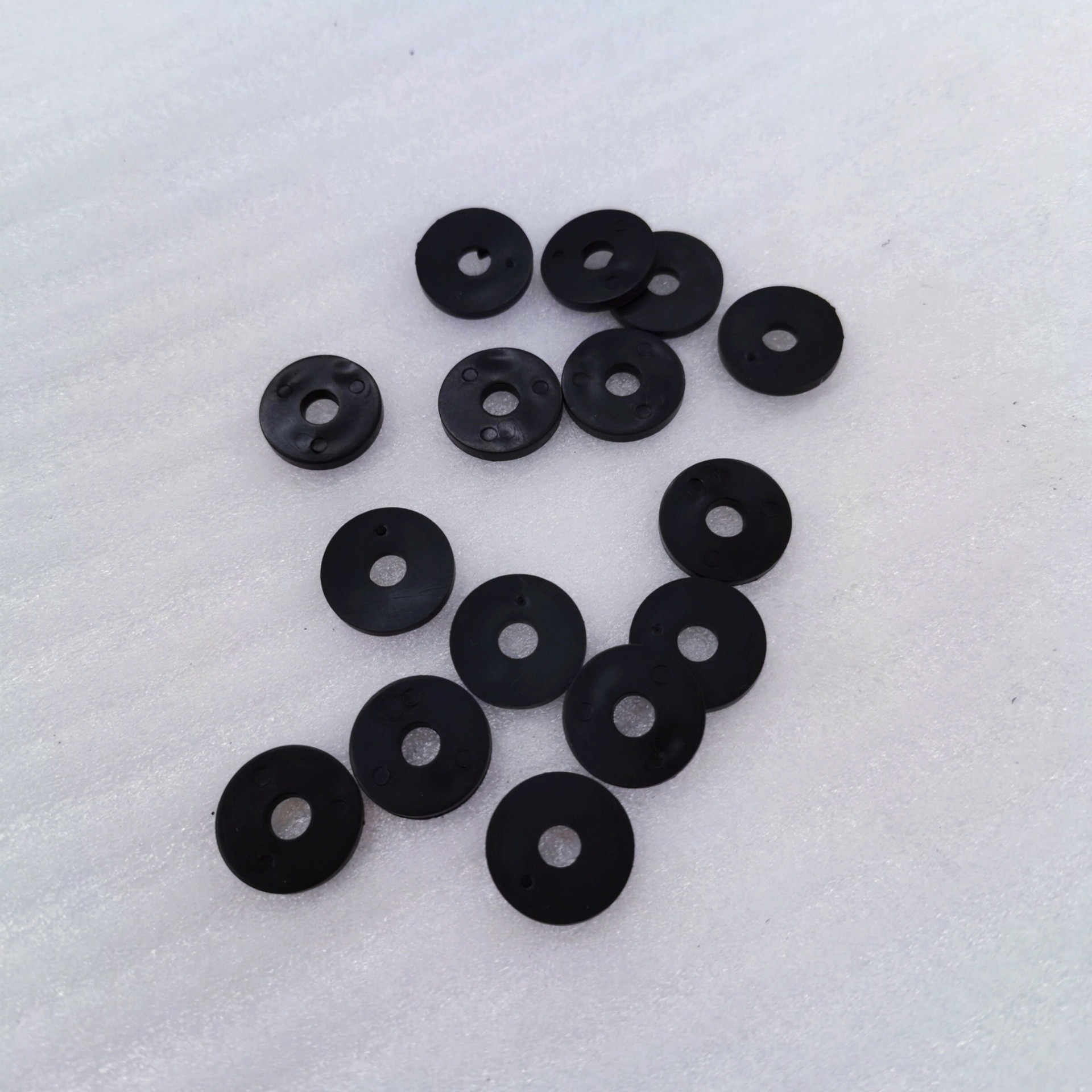 侧盖胶垫-重庆三轮摩托车配件BY