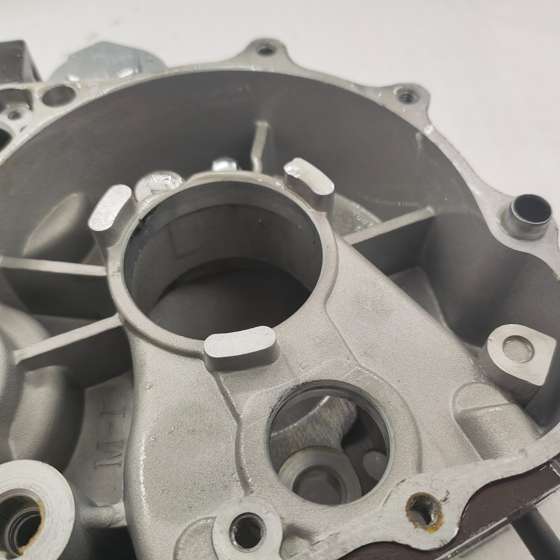 力帆250水冷左箱体-重庆三轮摩托车配件-CQ