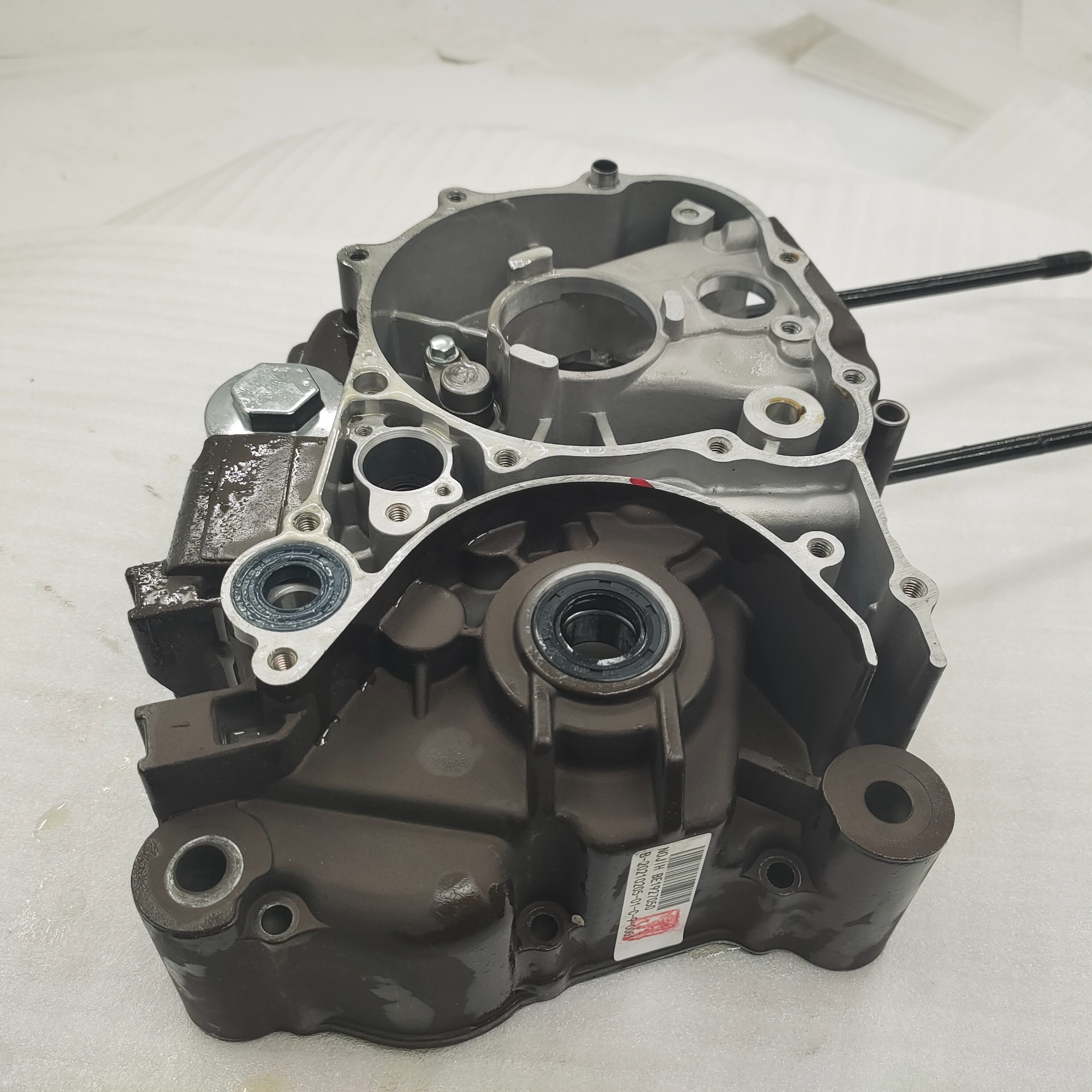 力帆250水冷左箱体-重庆三轮摩托车配件-CQ