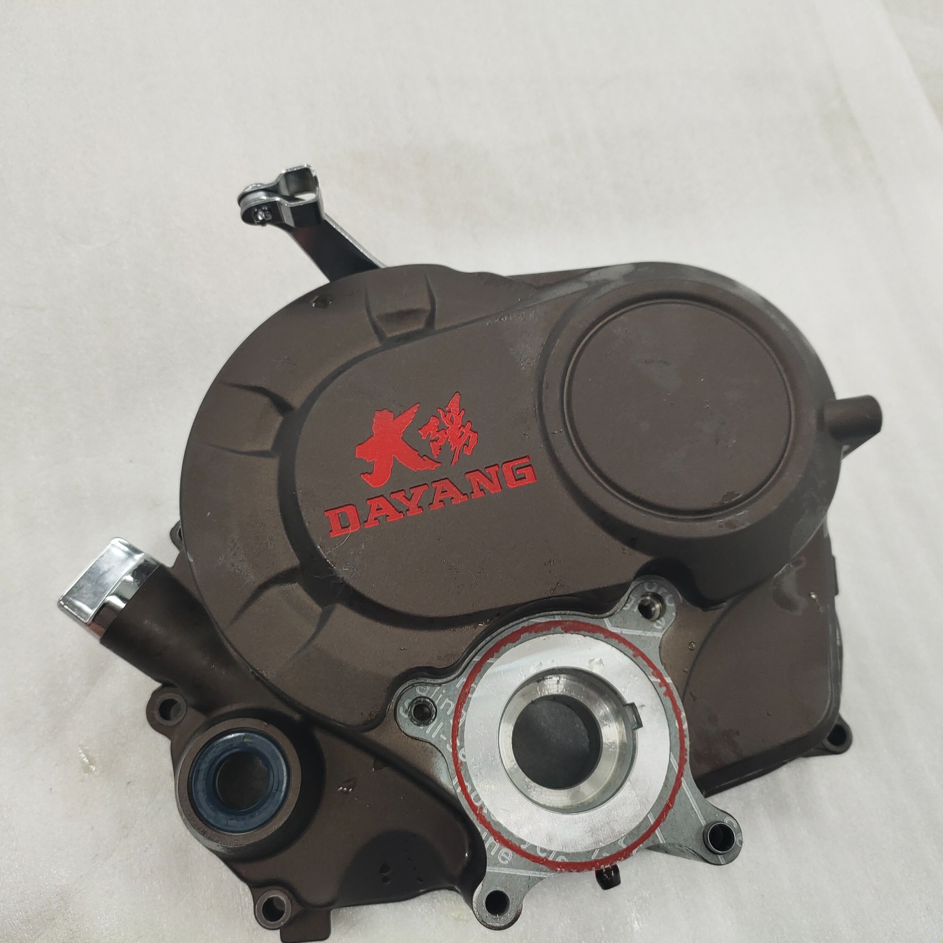 力帆250水冷右大盖-重庆三轮摩托车配件-CQ