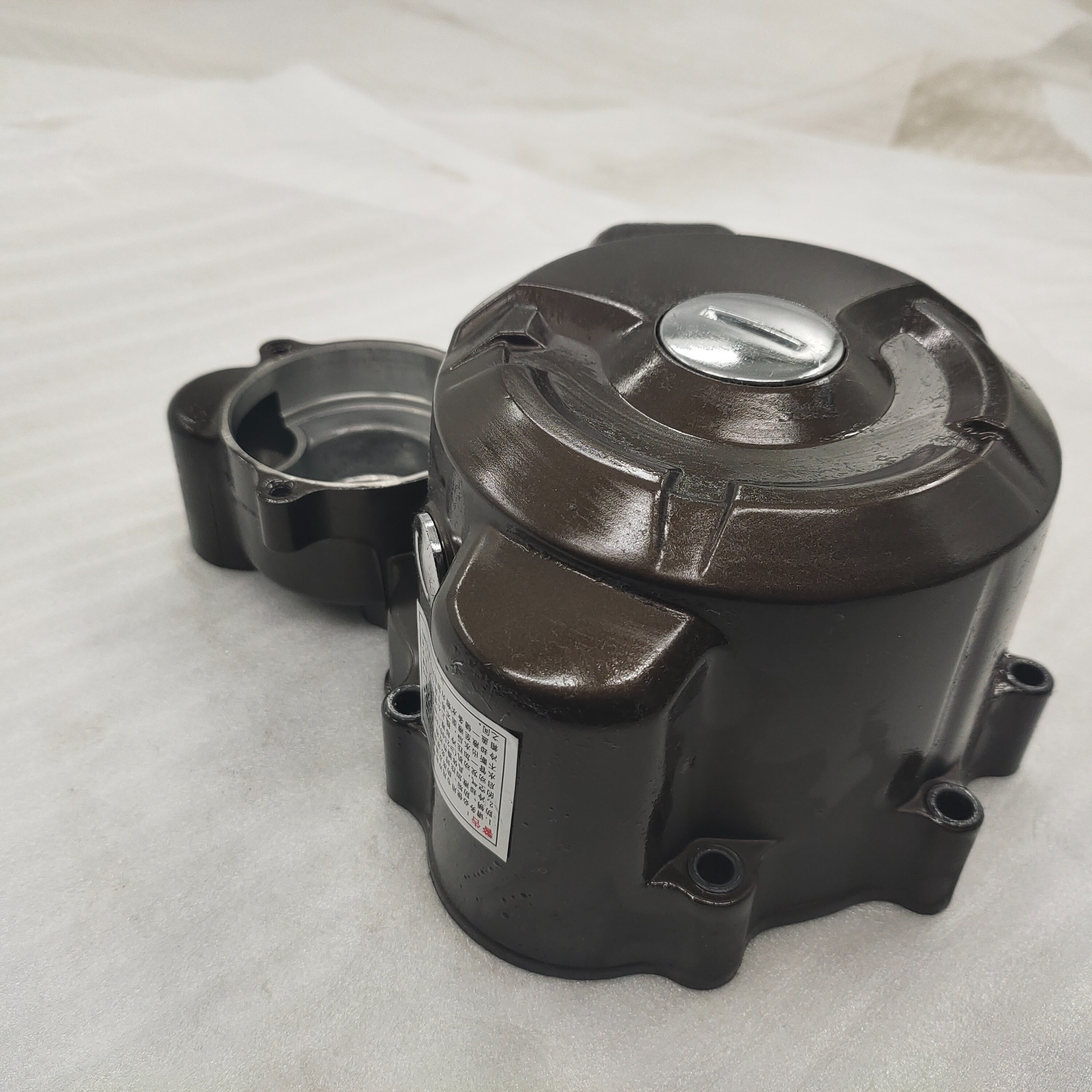 力帆250水冷左大盖-重庆三轮摩托车配件-CQ