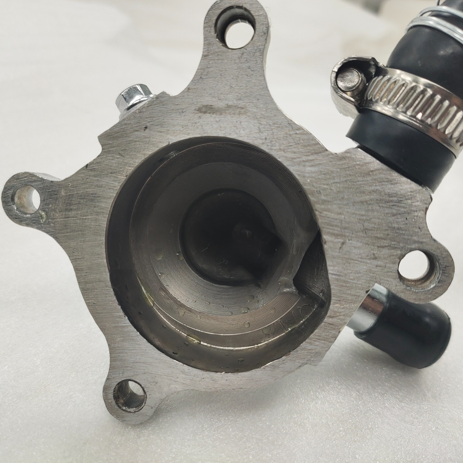 力帆250水冷水泵盖+水泵管-重庆三轮摩托车配件-CQ