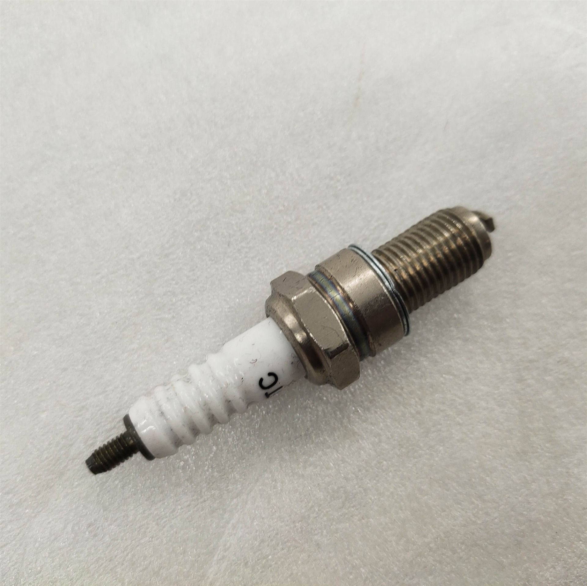 LIFAN 250 water cooling engine ignition plug -Chongqing motorcycle spare parts