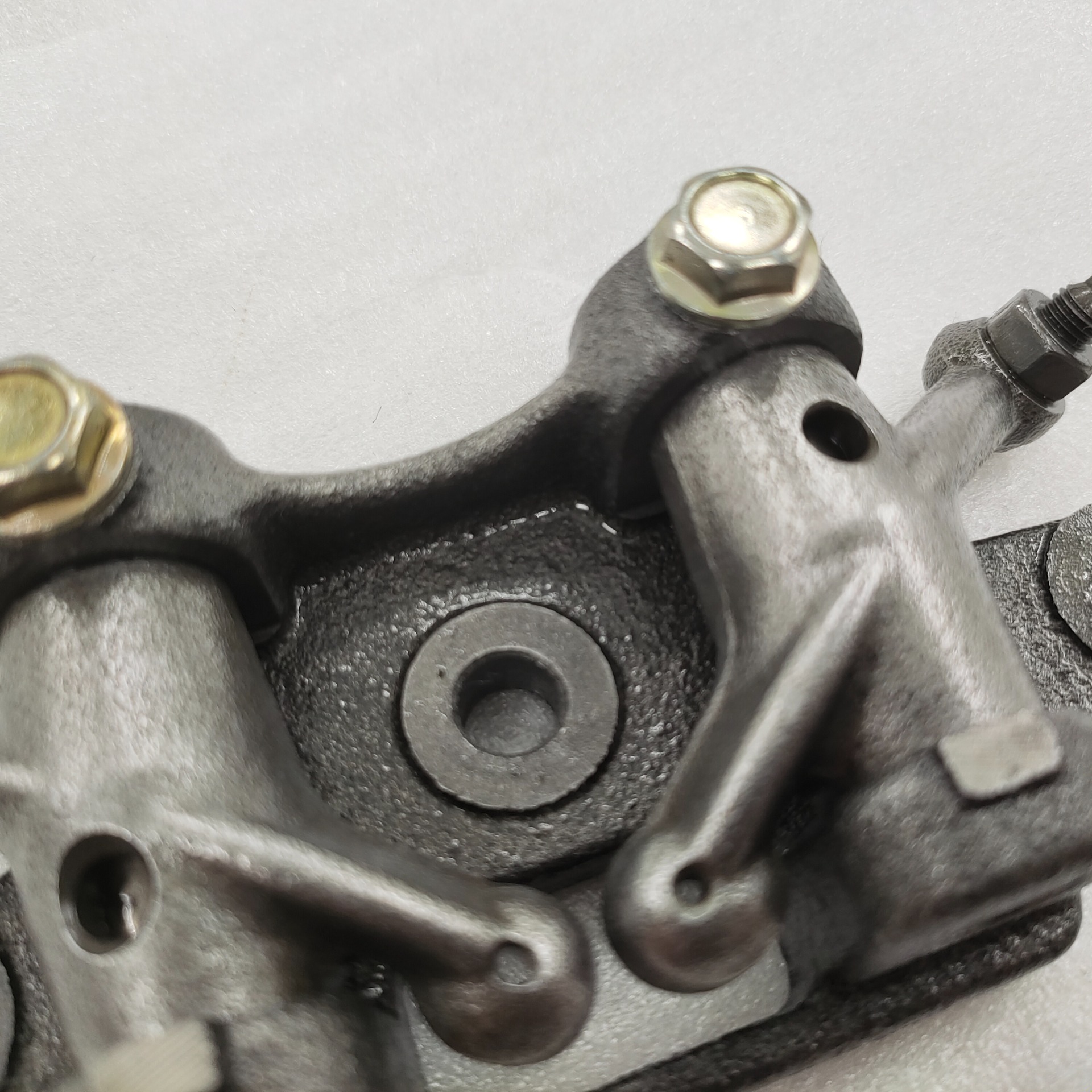 力帆250水冷上摇臂-重庆三轮摩托车配件-CQ