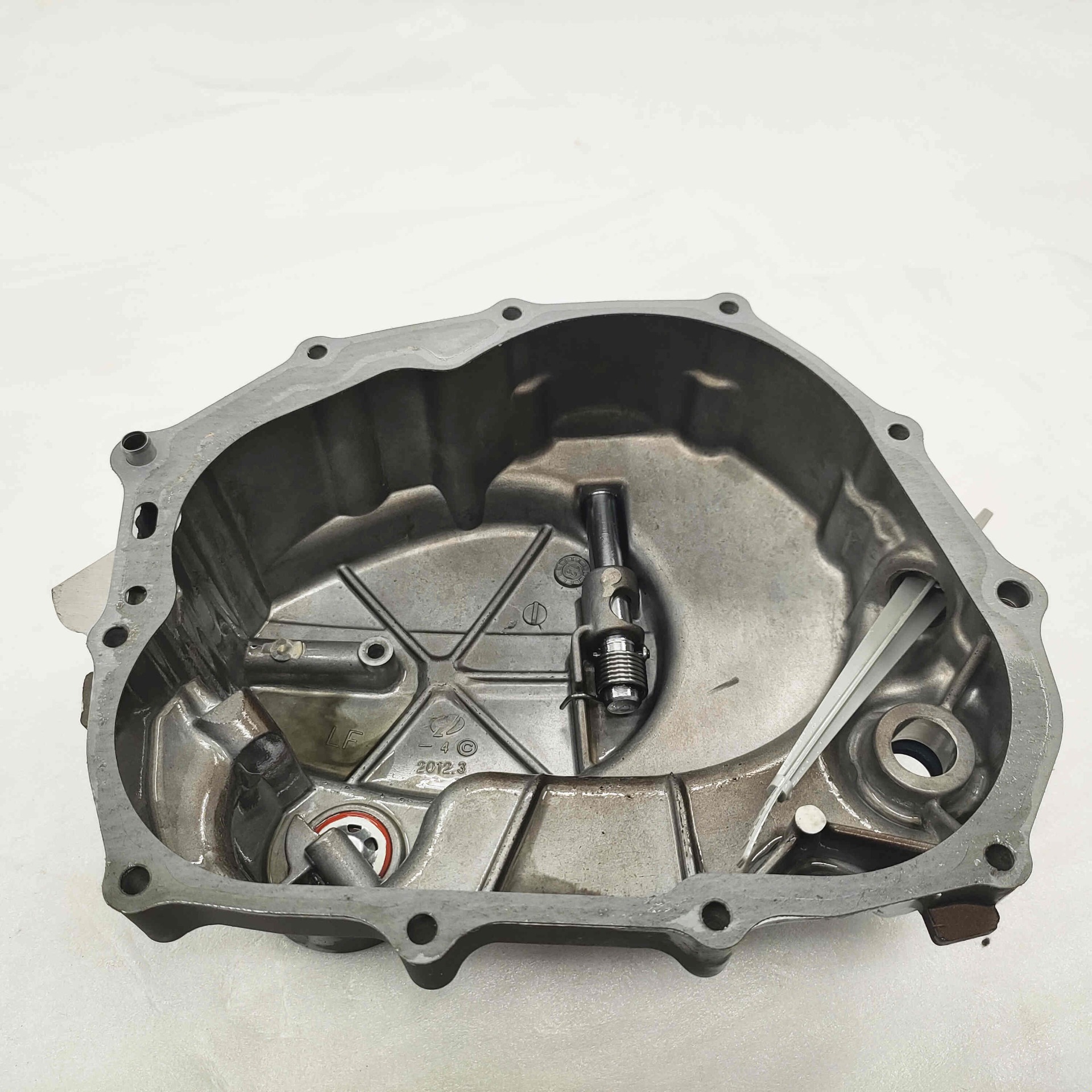 LIFAN 150 air cooling engine right cover assembly   -Chongqing motorcycle spare parts