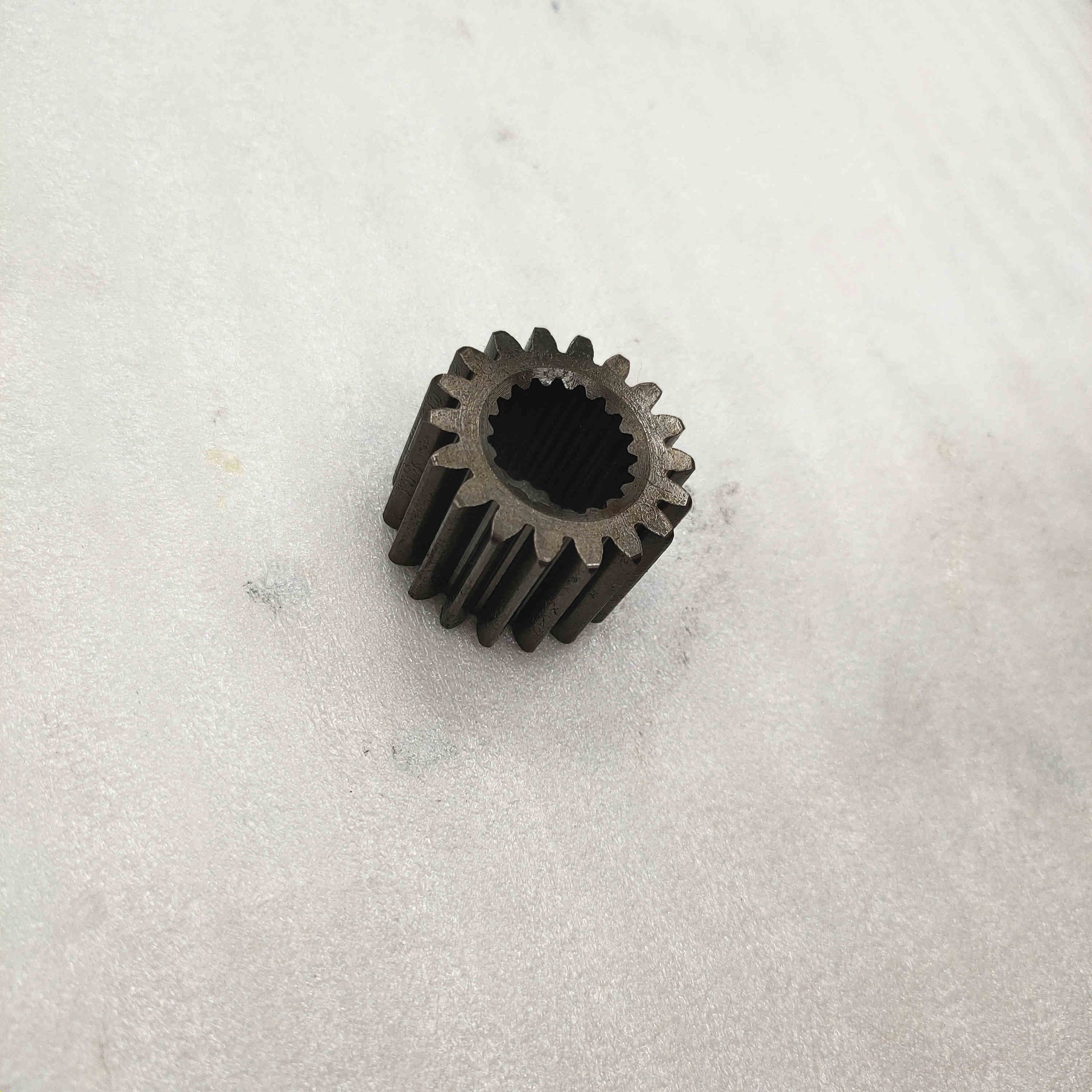 力帆150风冷离合器主动齿-重庆三轮摩托车配件-BY