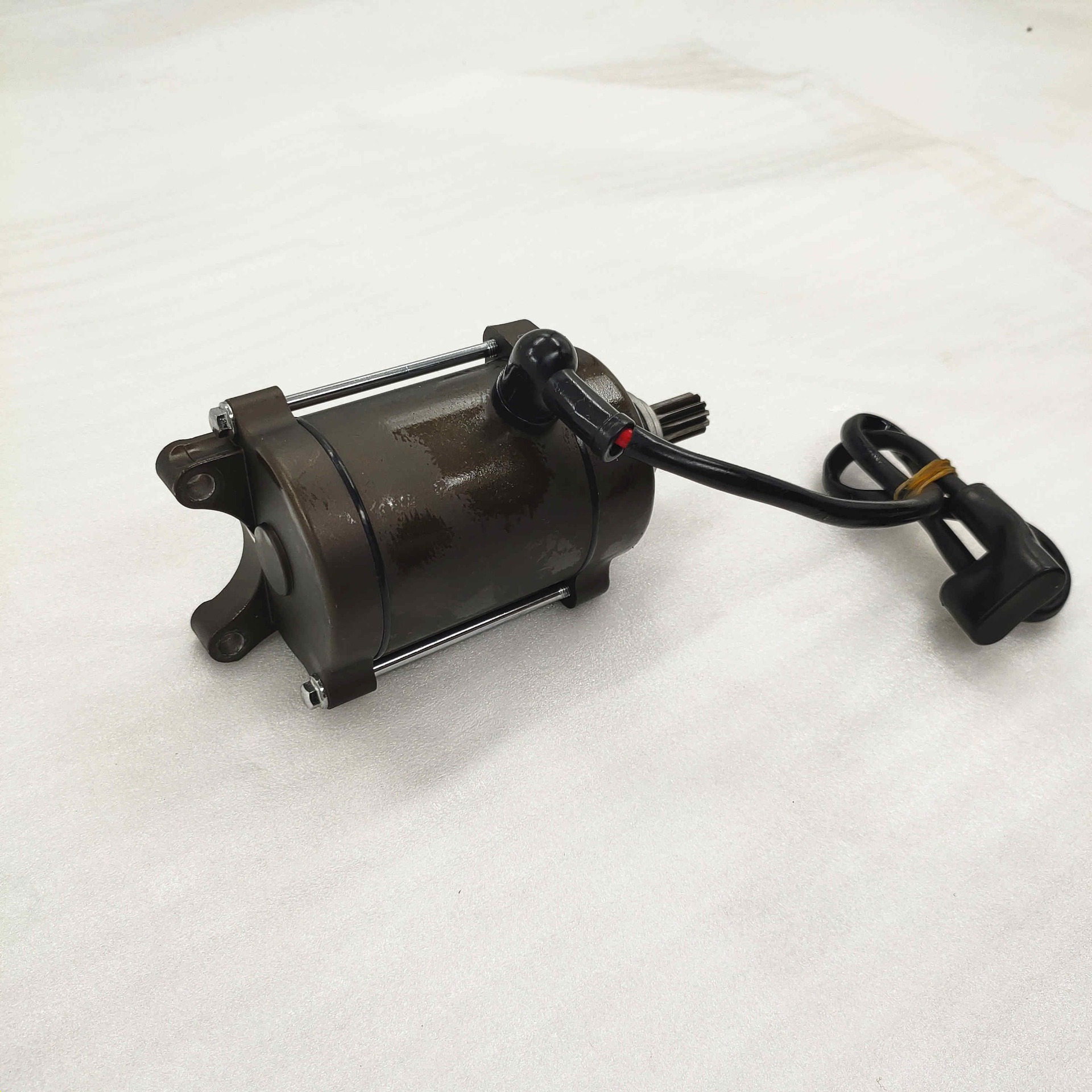 力帆150风冷马达-重庆三轮摩托车配件-BY