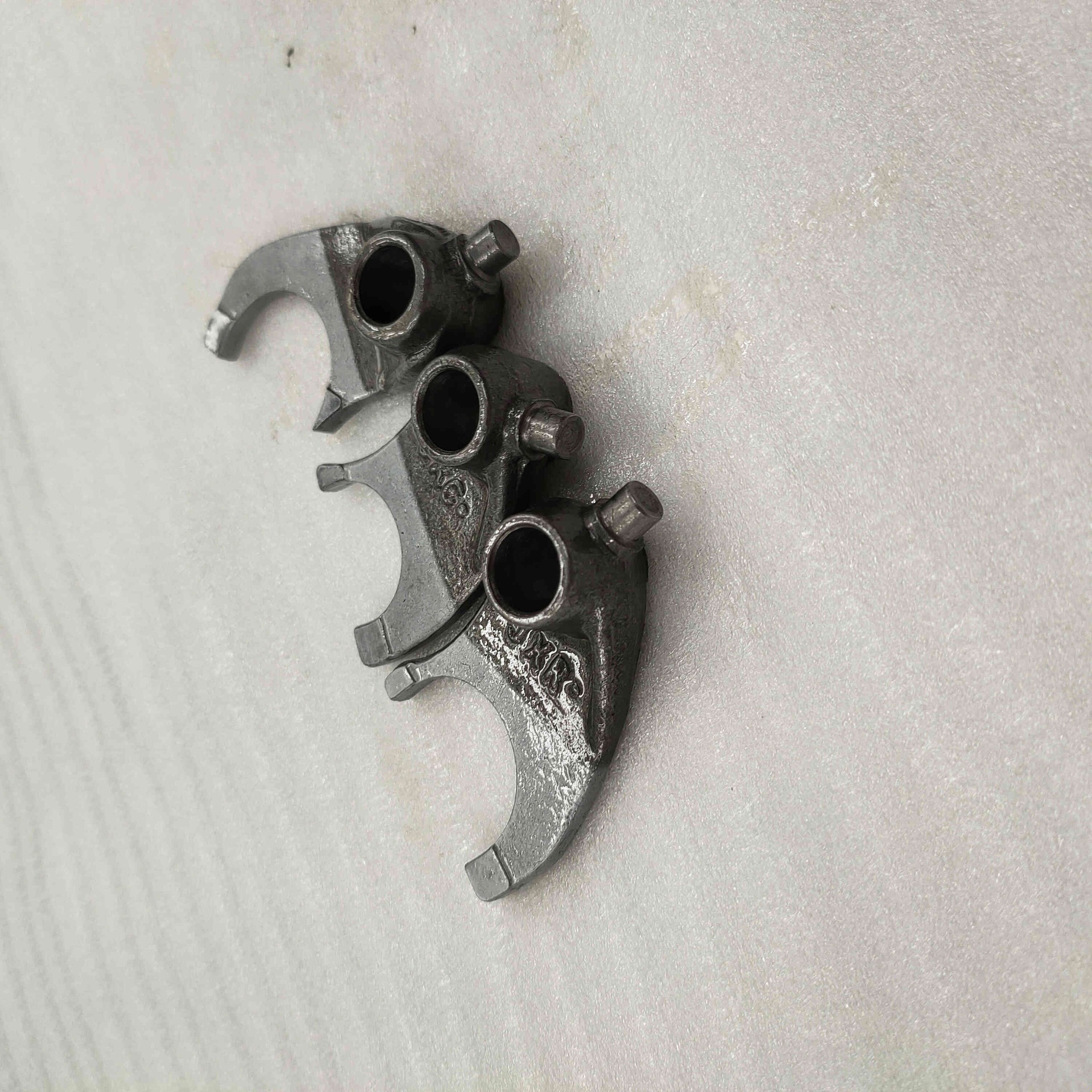 力帆150风冷变速鼓拨叉-重庆三轮摩托车配件-BY