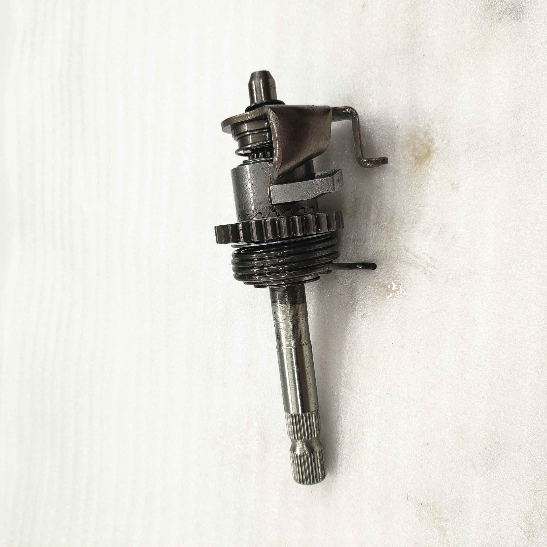 力帆150风冷脚启动轴-重庆三轮摩托车配件-BY