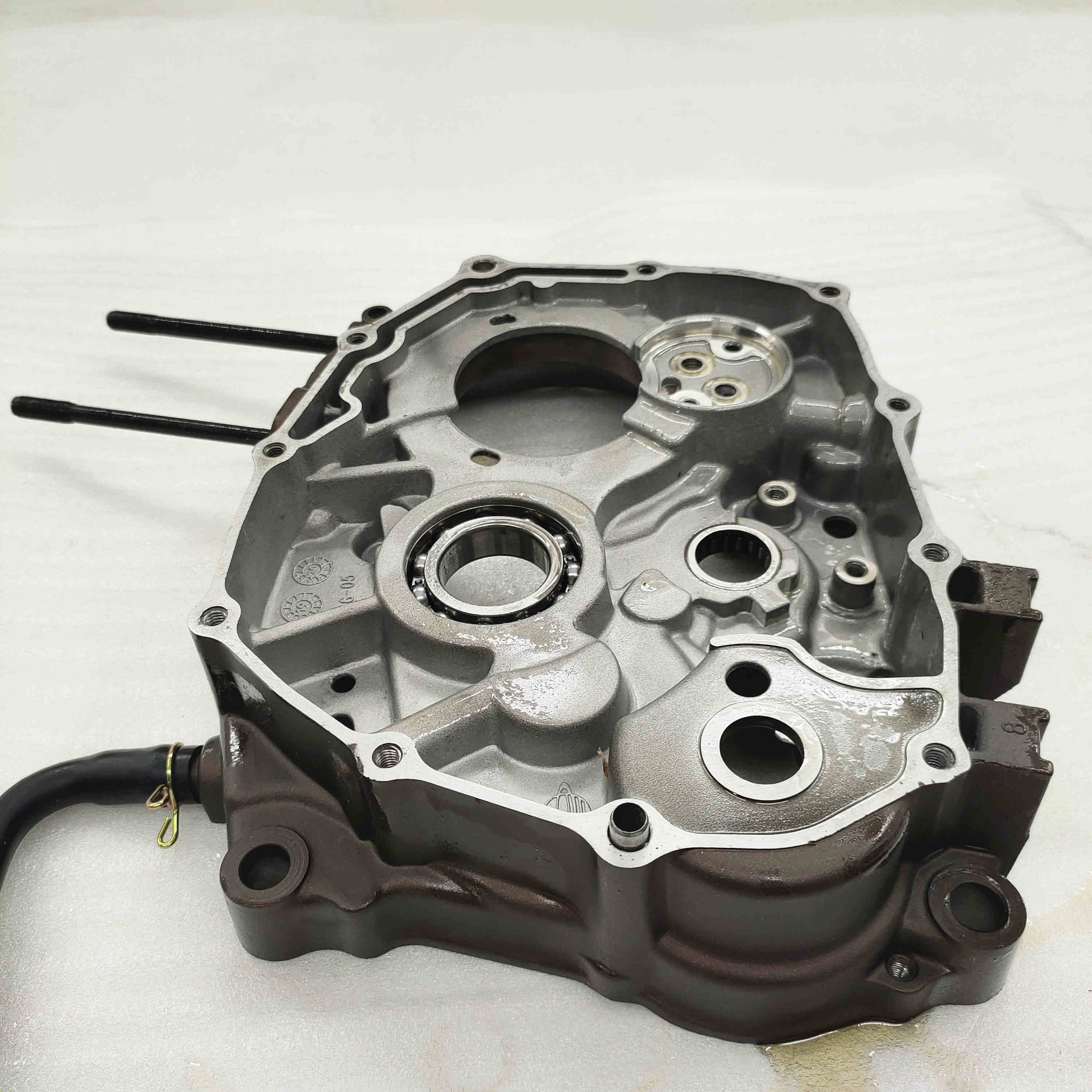 LIFAN 150 air cooling engine right crank case  -Chongqing motorcycle spare parts