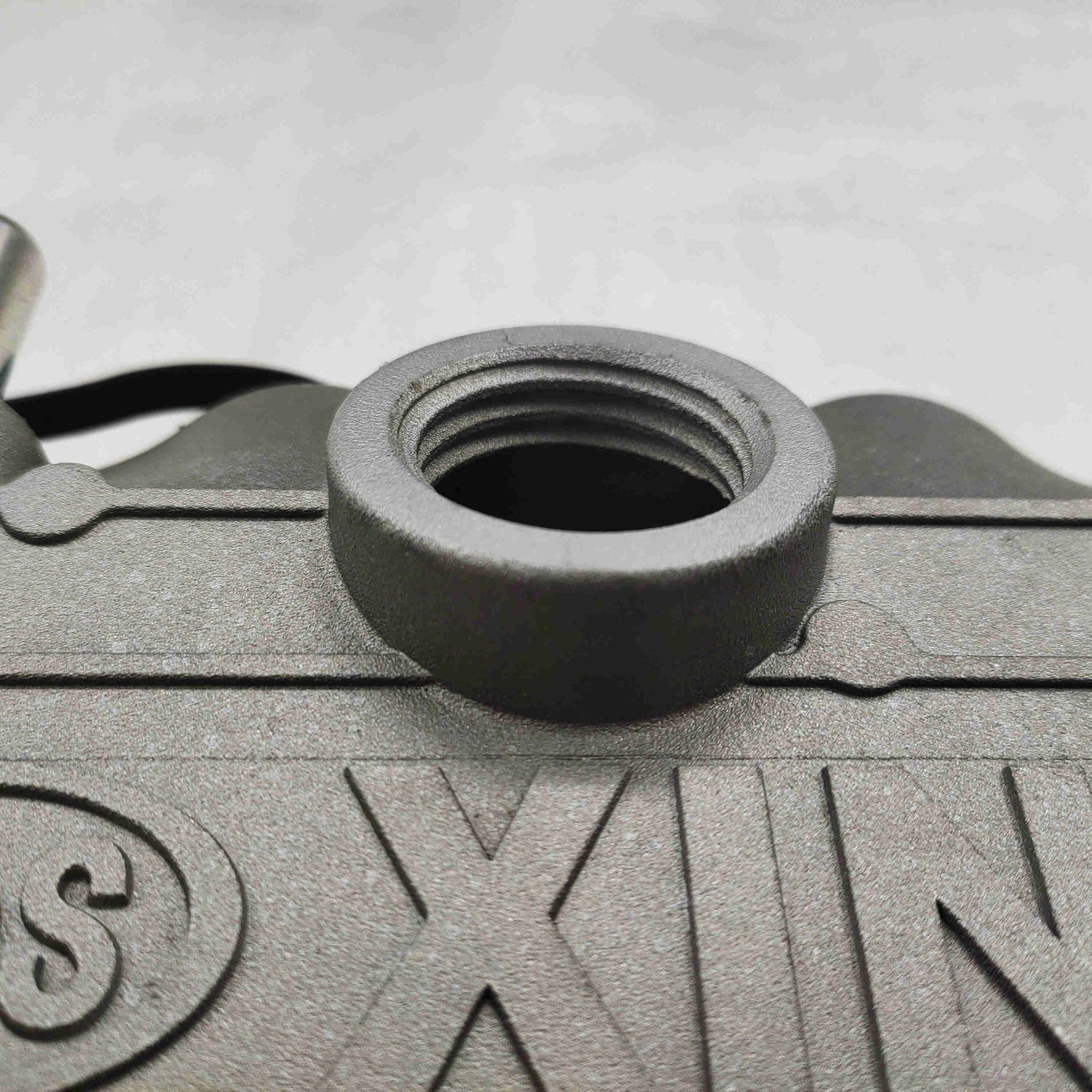 FDJ-54 800水冷气门室盖-重庆三轮摩托车配件-BY