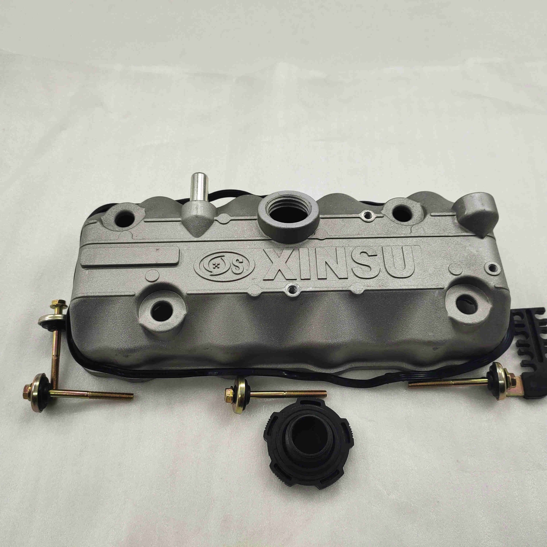 FDJ-54 800水冷气门室盖-重庆三轮摩托车配件-BY