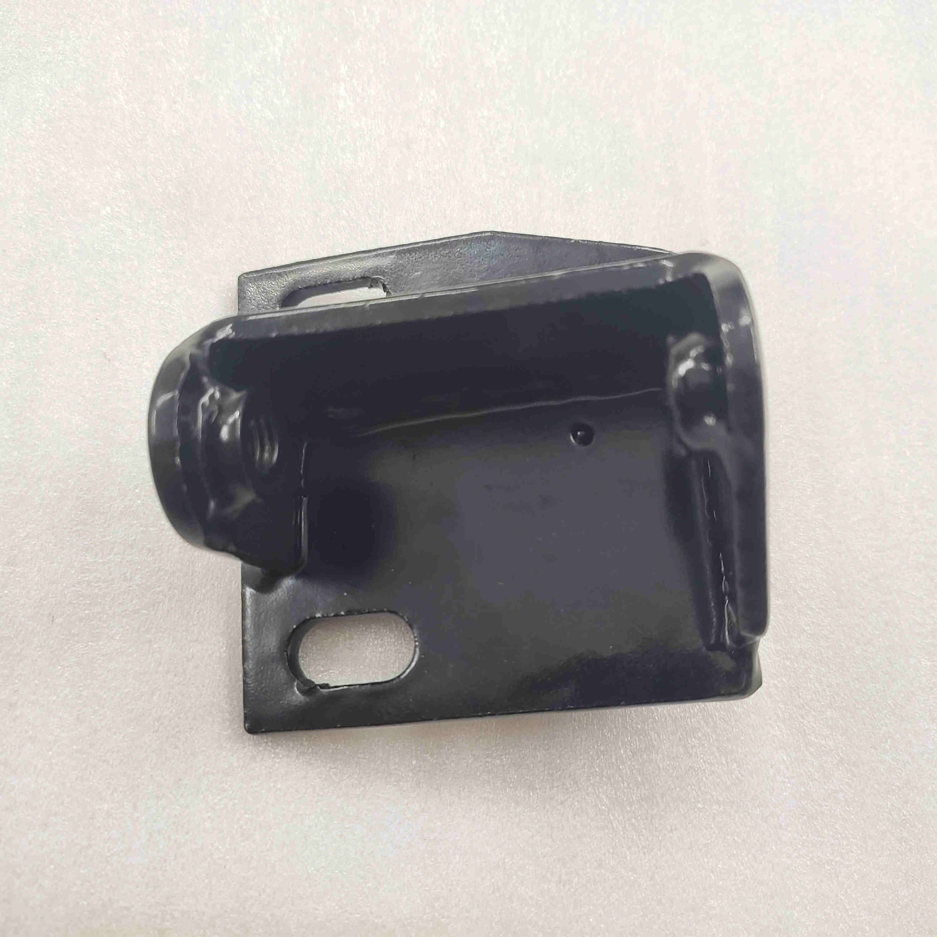 FDJ-50 800水冷发动机支架-重庆三轮摩托车配件-BY