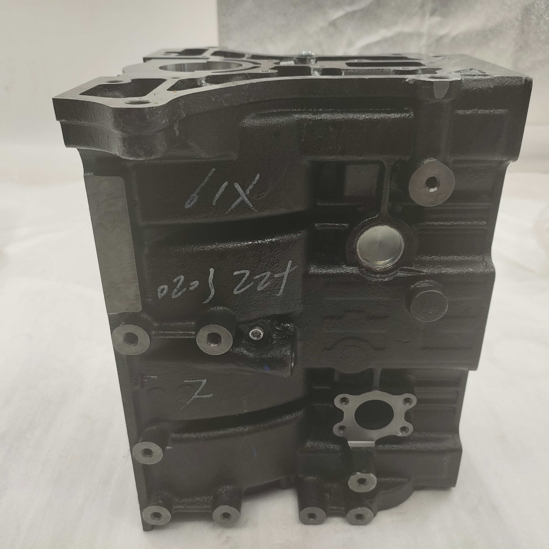 FDJ-35 800水冷缸体-重庆三轮摩托车配件-BY