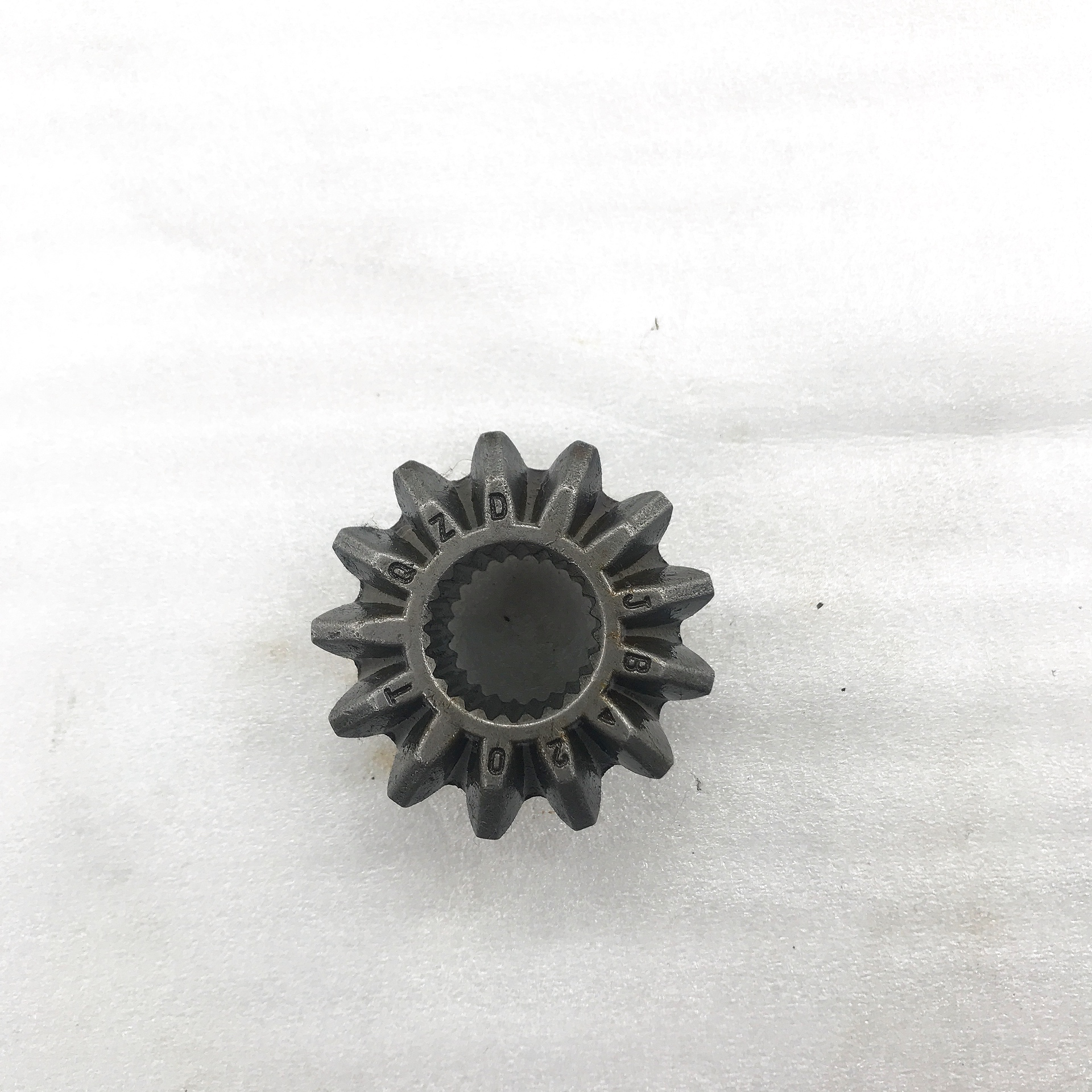 Eight generations speed reducer full floating torque king axles half shaft planetary gear -Chongqing motorcycle spare parts