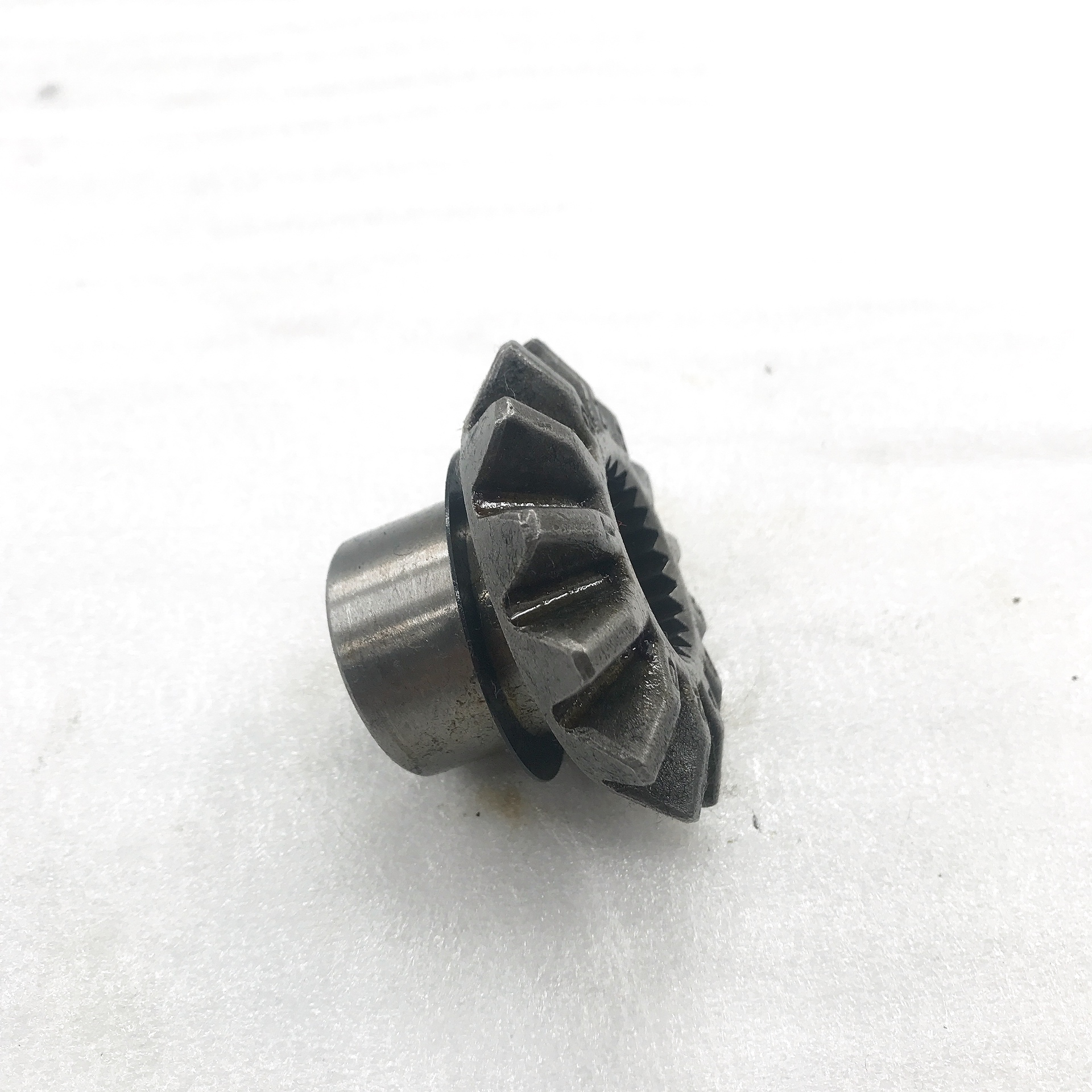 Eight generations speed reducer full floating torque king axles half shaft planetary gear -Chongqing motorcycle spare parts