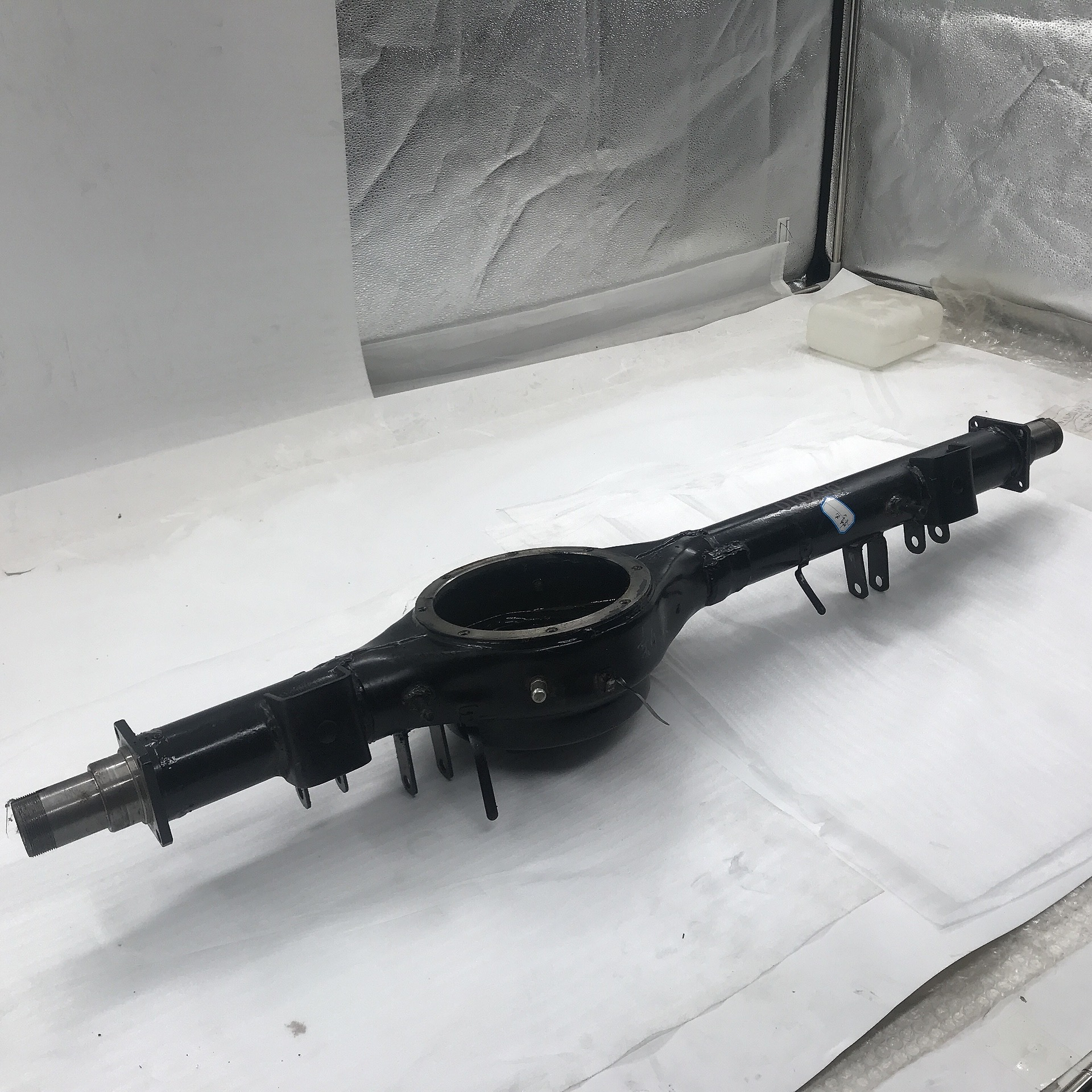 Eight generations speed reducer full floating torque king axles bridge shell-Chongqing motorcycle spare parts