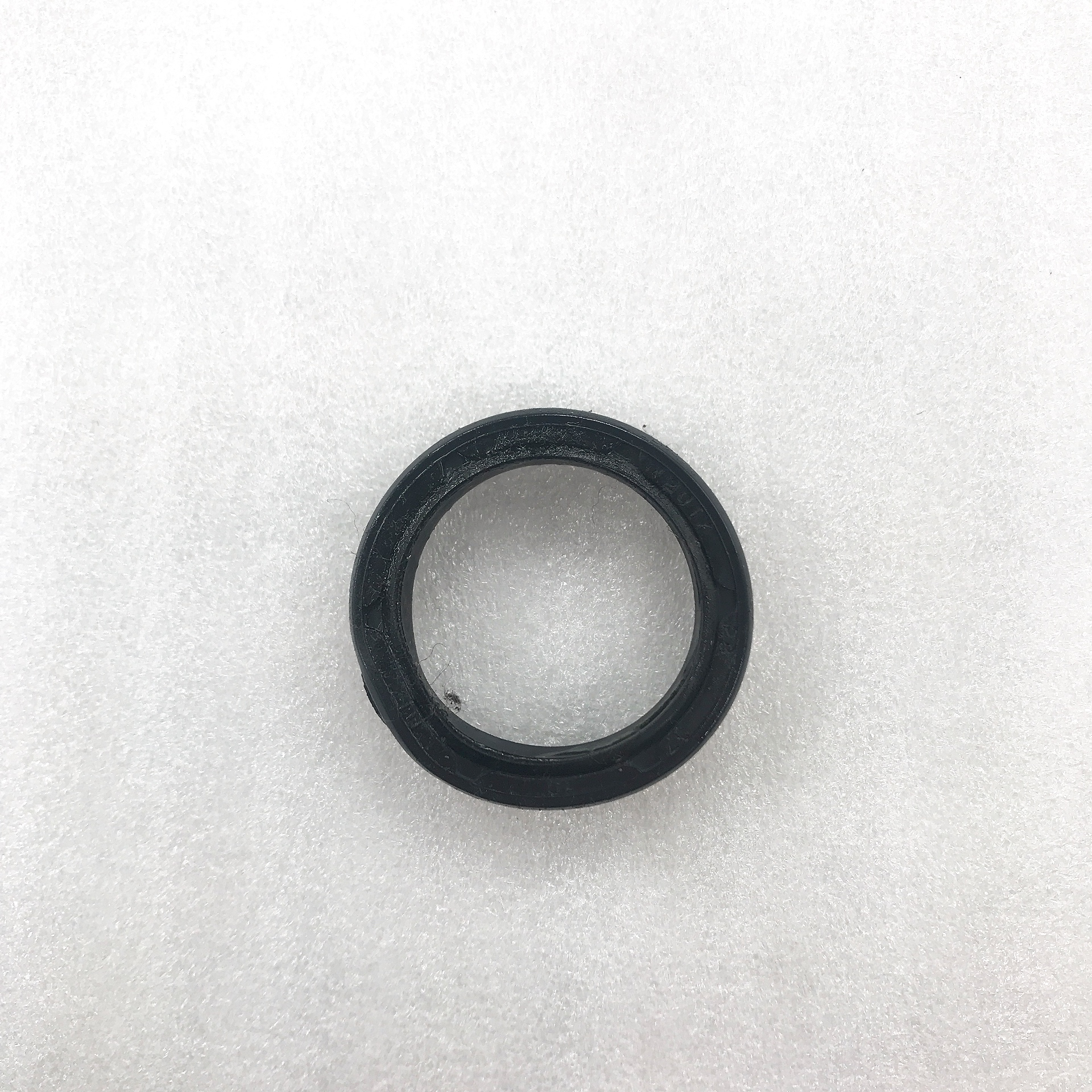 Eight generations speed reducer full floating torque king axles oil seal-Chongqing motorcycle spare parts