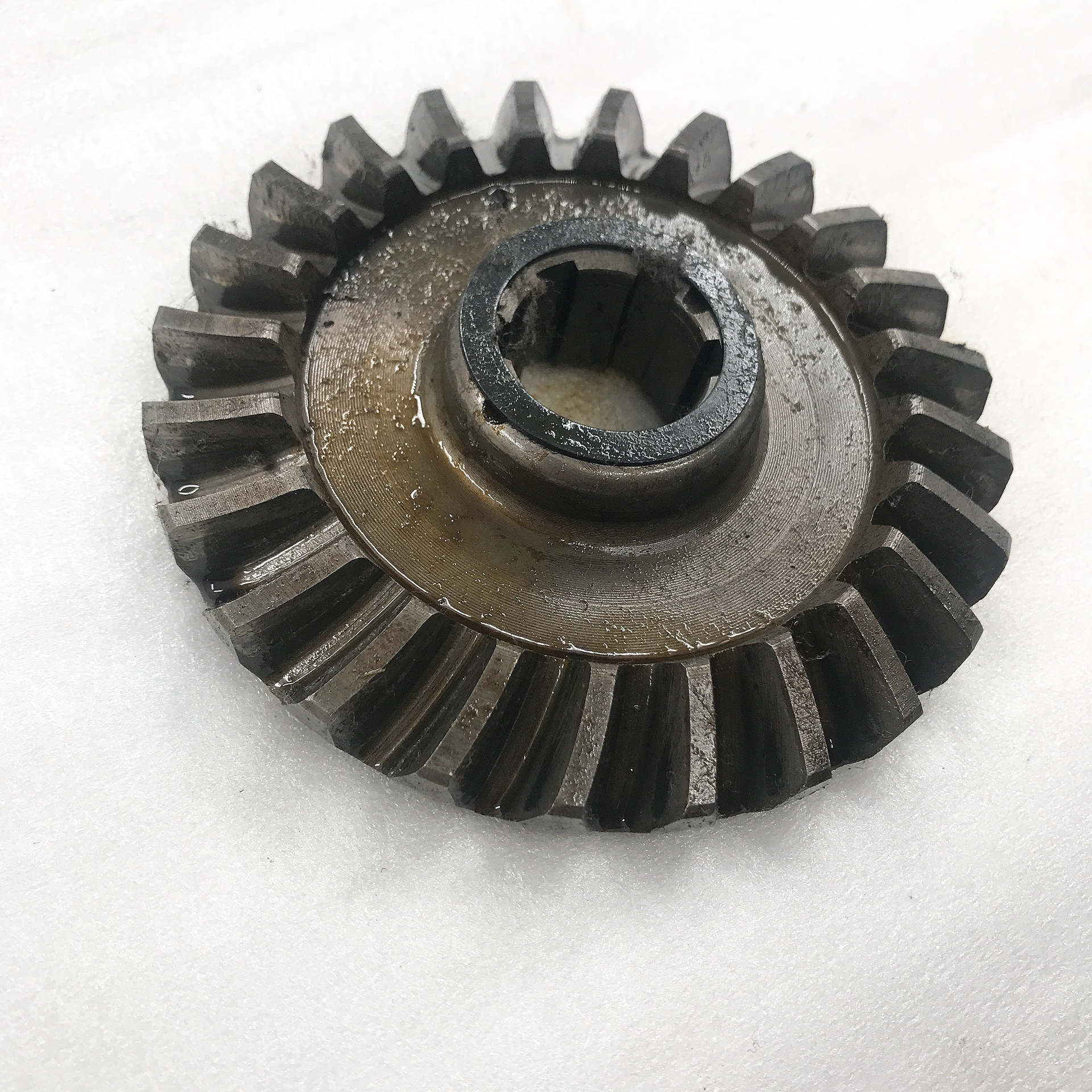 Eight generations speed reducer full floating torque king axles disc type gear -Chongqing motorcycle spare parts