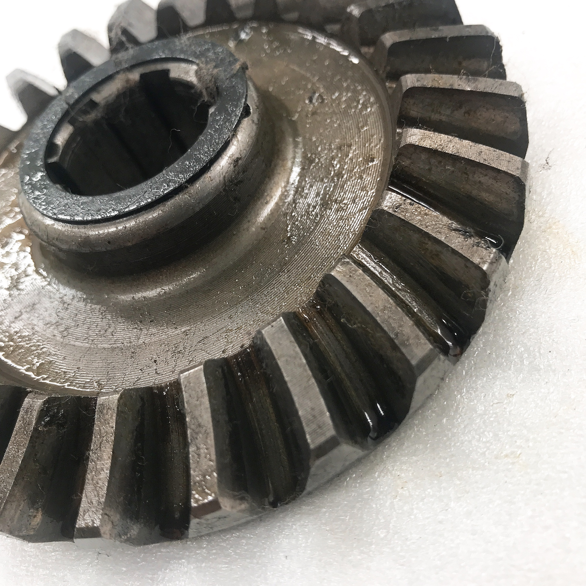 Eight generations speed reducer full floating torque king axles disc type gear -Chongqing motorcycle spare parts