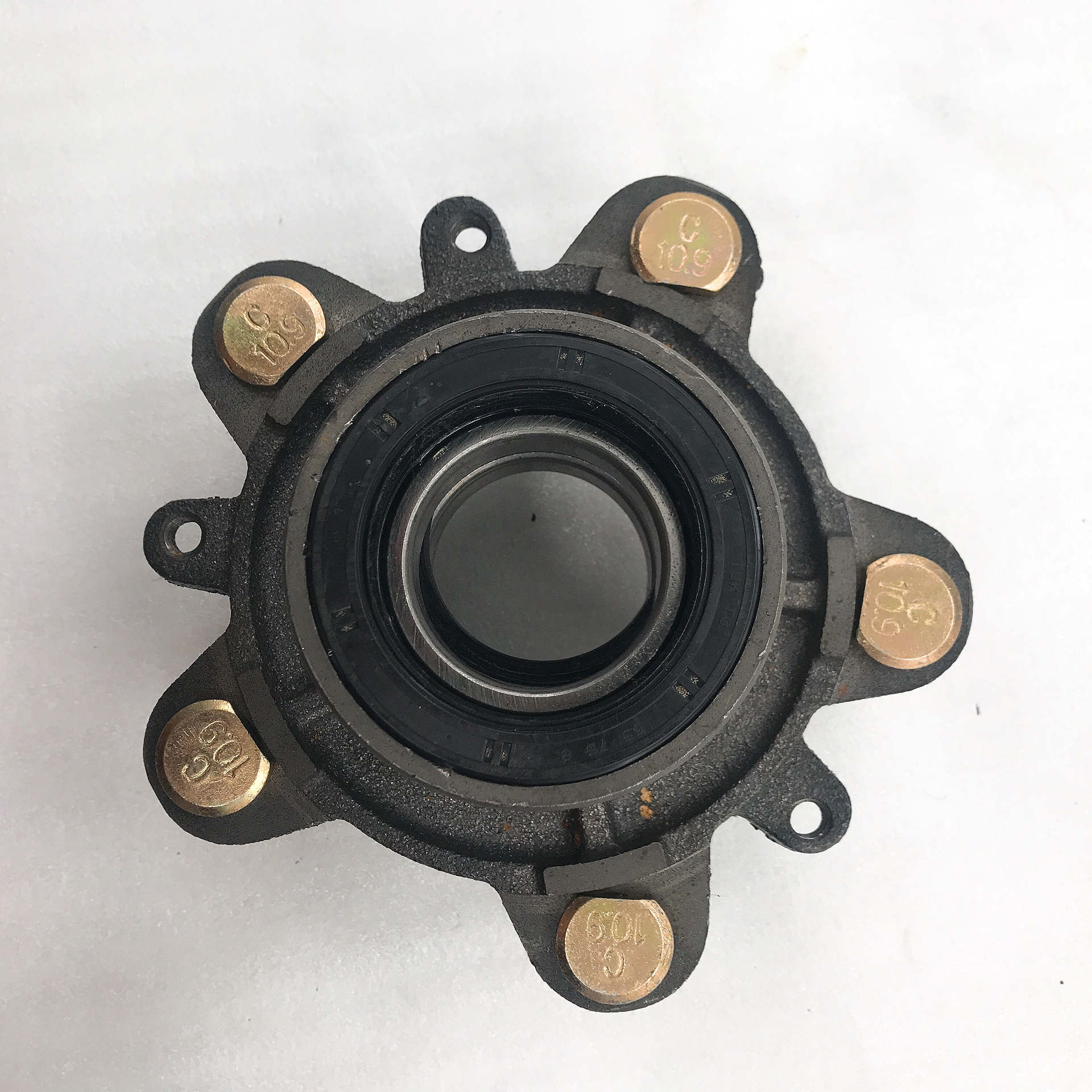 Eight generations speed reducer full floating torque king axles bearing pedestal-Chongqing motorcycle spare parts