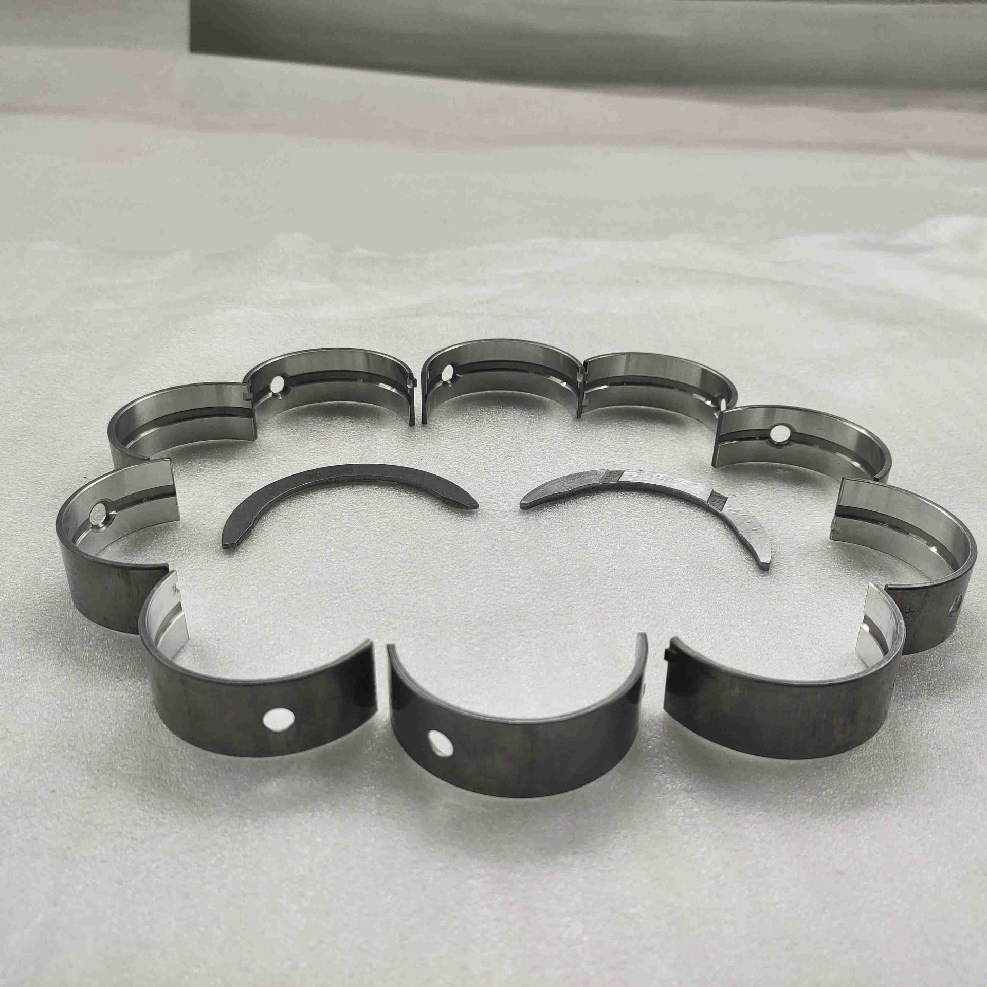 FDJ-49 800水冷主轴瓦-重庆三轮摩托车配件-BY